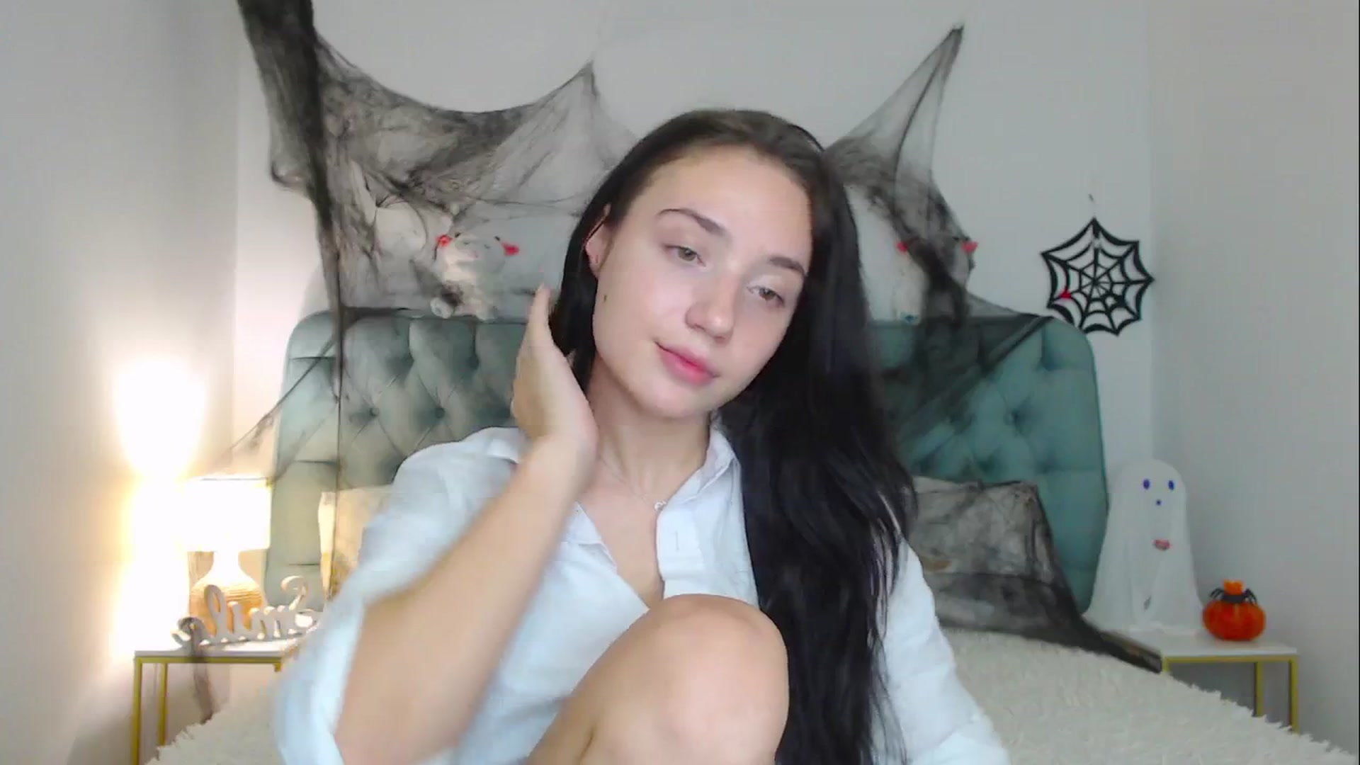 Gallery image thumbnail from Fortune777_'s myfreecams stream on, 10/23/2025, 24:33 image 14 of 20