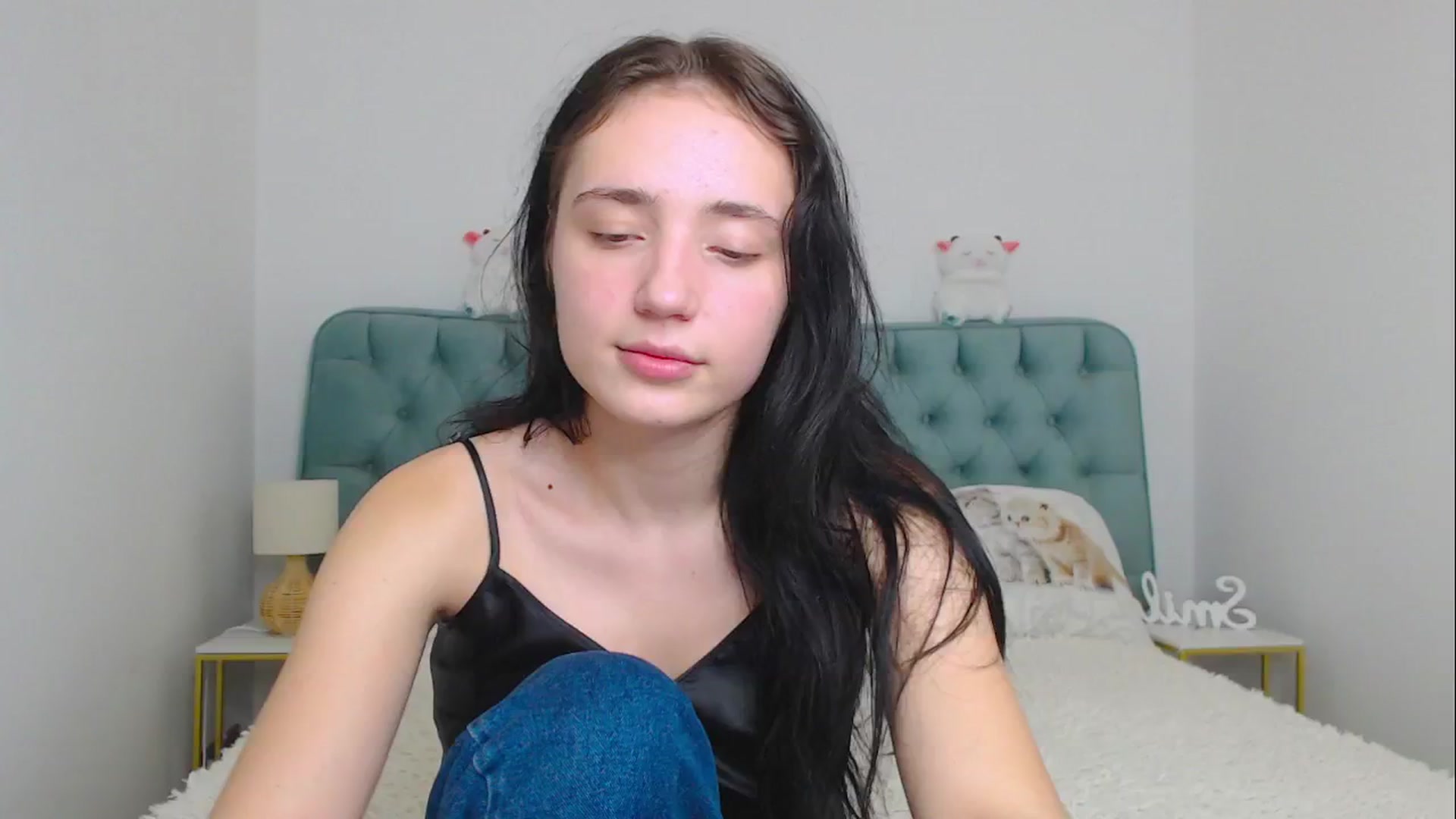 Gallery image thumbnail from Fortune777_'s myfreecams stream on, 11/12/2025, 24:31 image 7 of 20