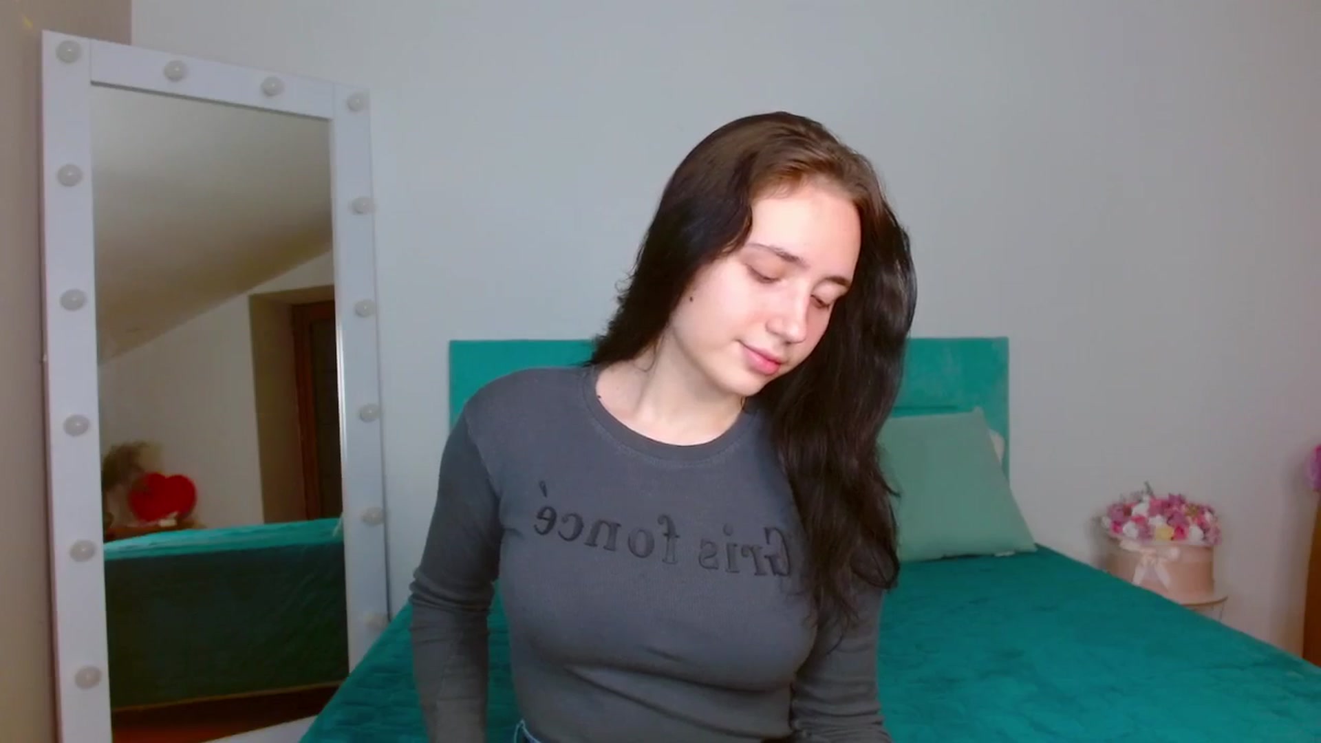 Gallery image thumbnail from Fortune777_'s myfreecams stream on, 11/14/2025, 24:00 image 4 of 20