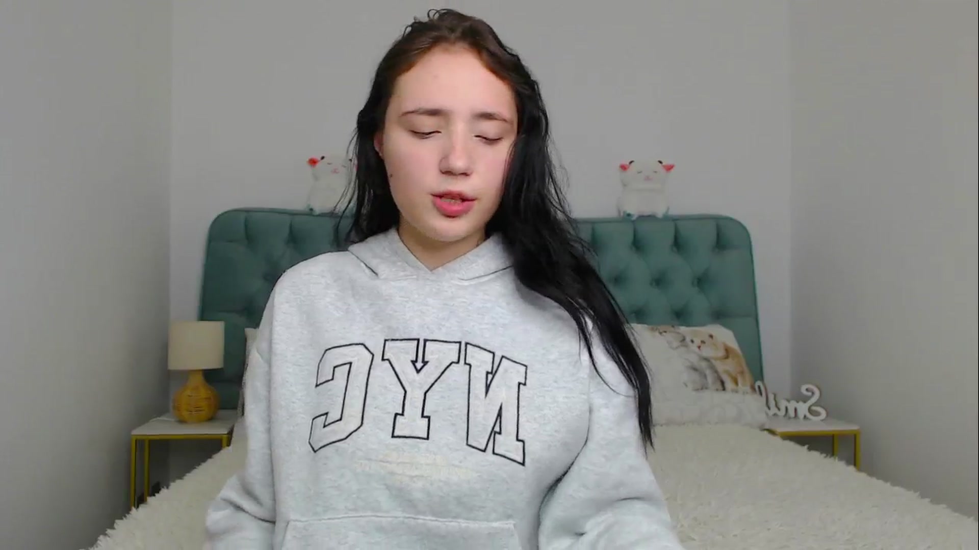 Gallery image thumbnail from Fortune777_'s myfreecams stream on, 11/17/2025, 01:09 image 15 of 20