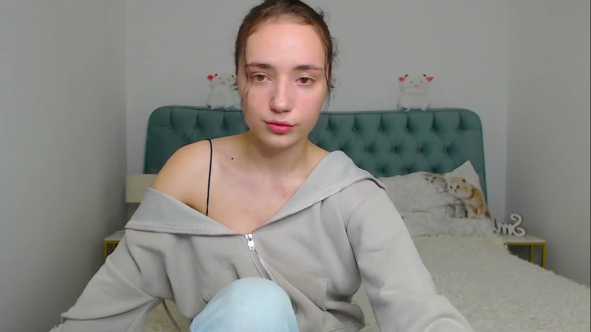 Gallery image thumbnail from Fortune777_'s myfreecams stream on, 11/17/2025, 22:37 image 14 of 20