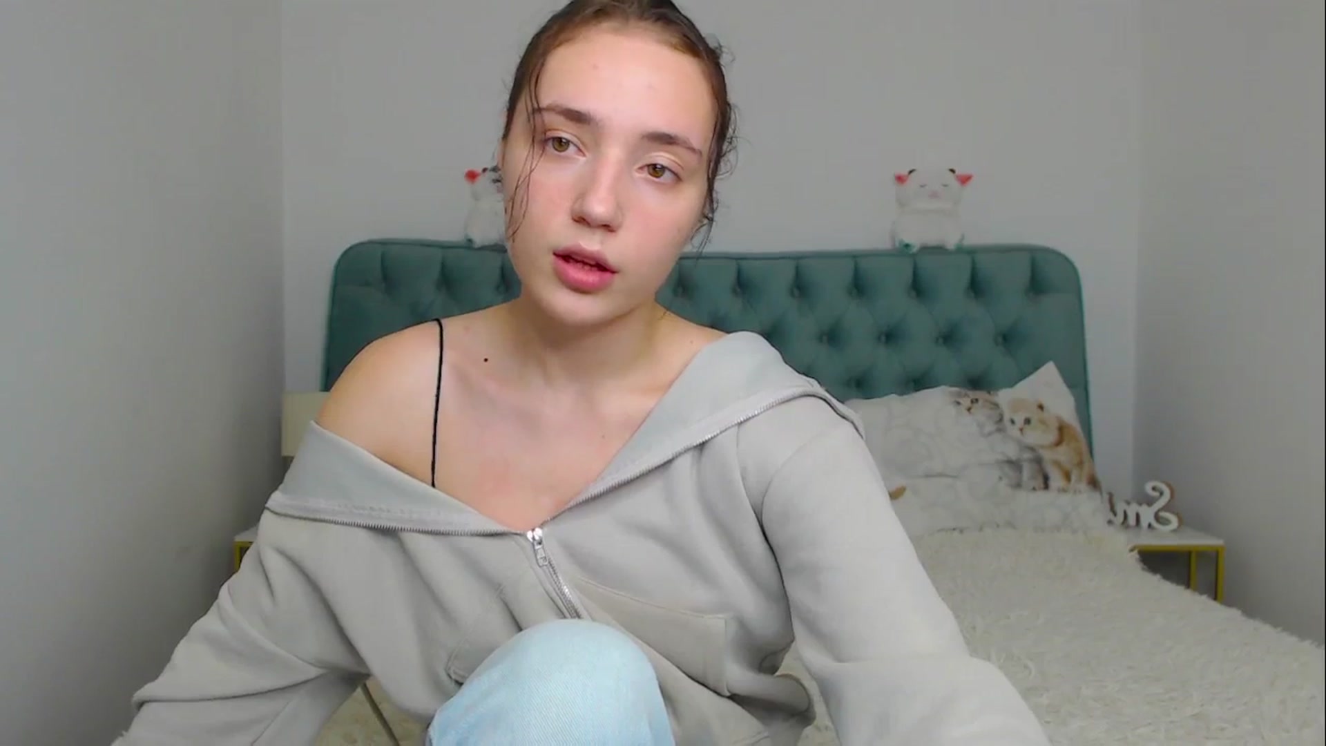 Gallery image thumbnail from Fortune777_'s myfreecams stream on, 11/17/2025, 22:37 image 2 of 20