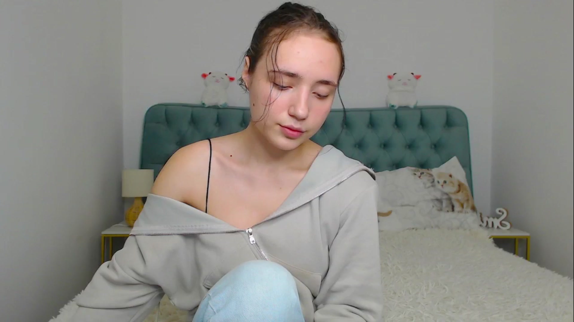 Gallery image thumbnail from Fortune777_'s myfreecams stream on, 11/17/2025, 22:37 image 20 of 20