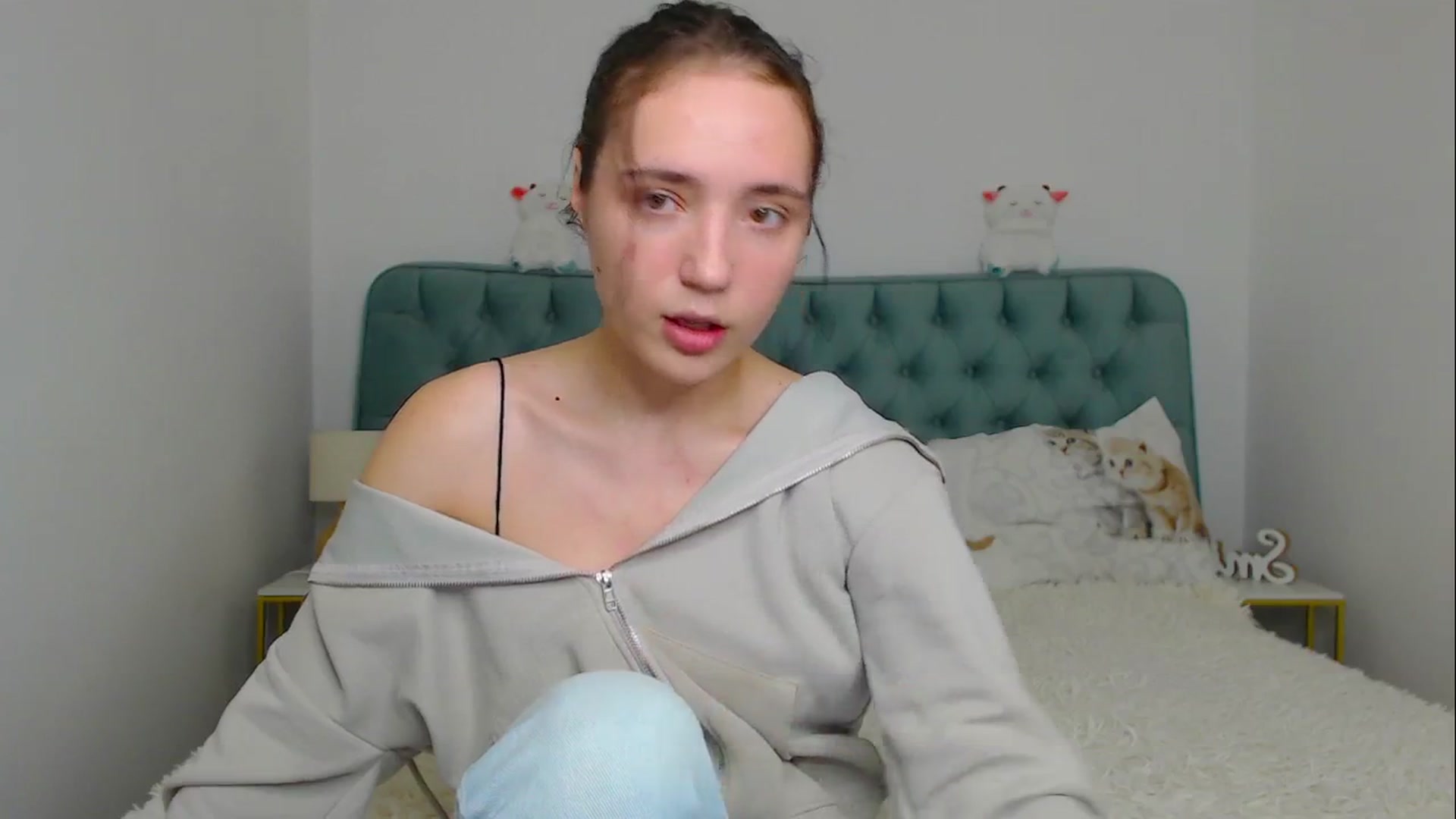 Gallery image thumbnail from Fortune777_'s myfreecams stream on, 11/17/2025, 22:37 image 15 of 20