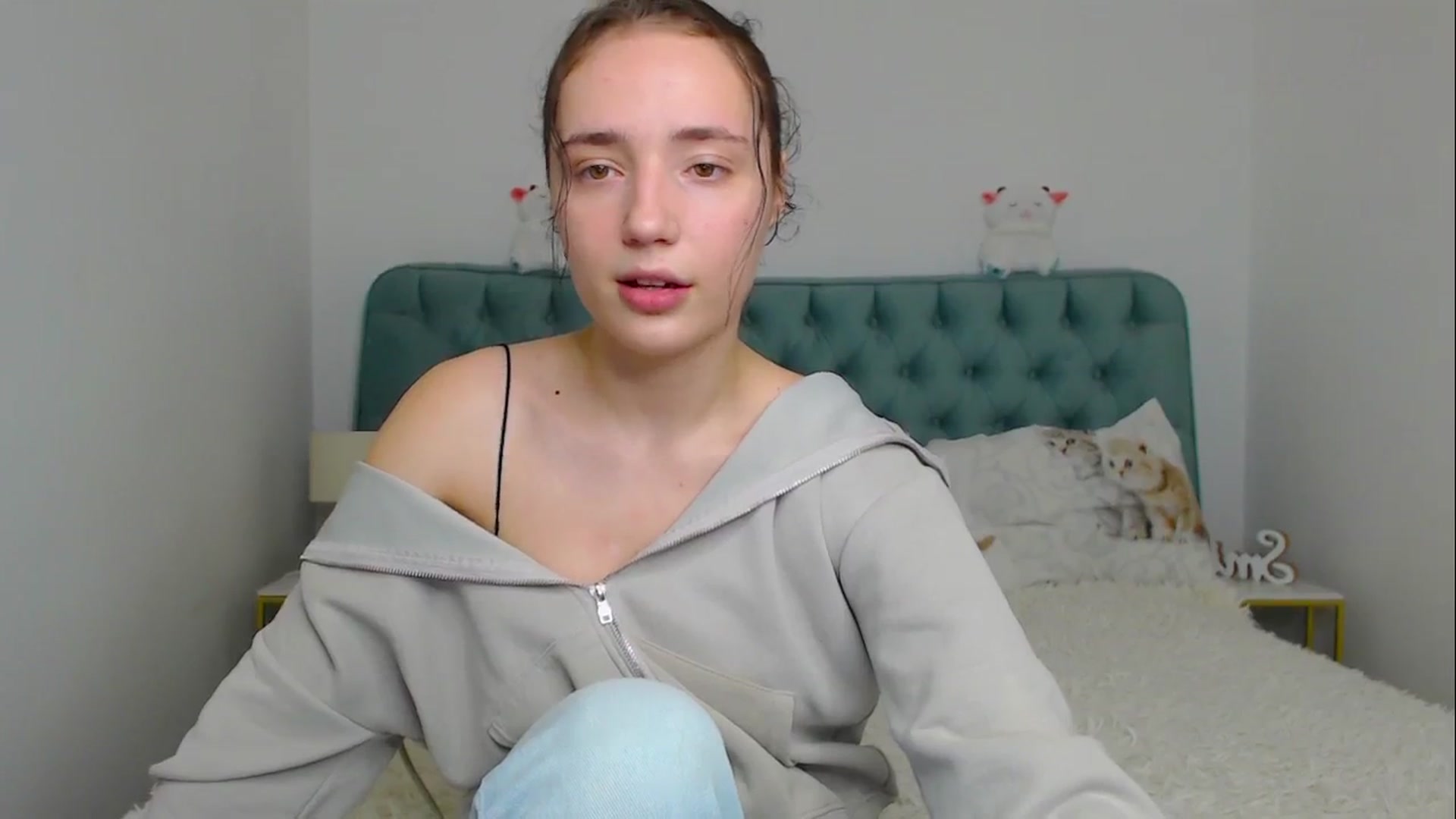 Gallery image thumbnail from Fortune777_'s myfreecams stream on, 11/17/2025, 22:37 image 10 of 20