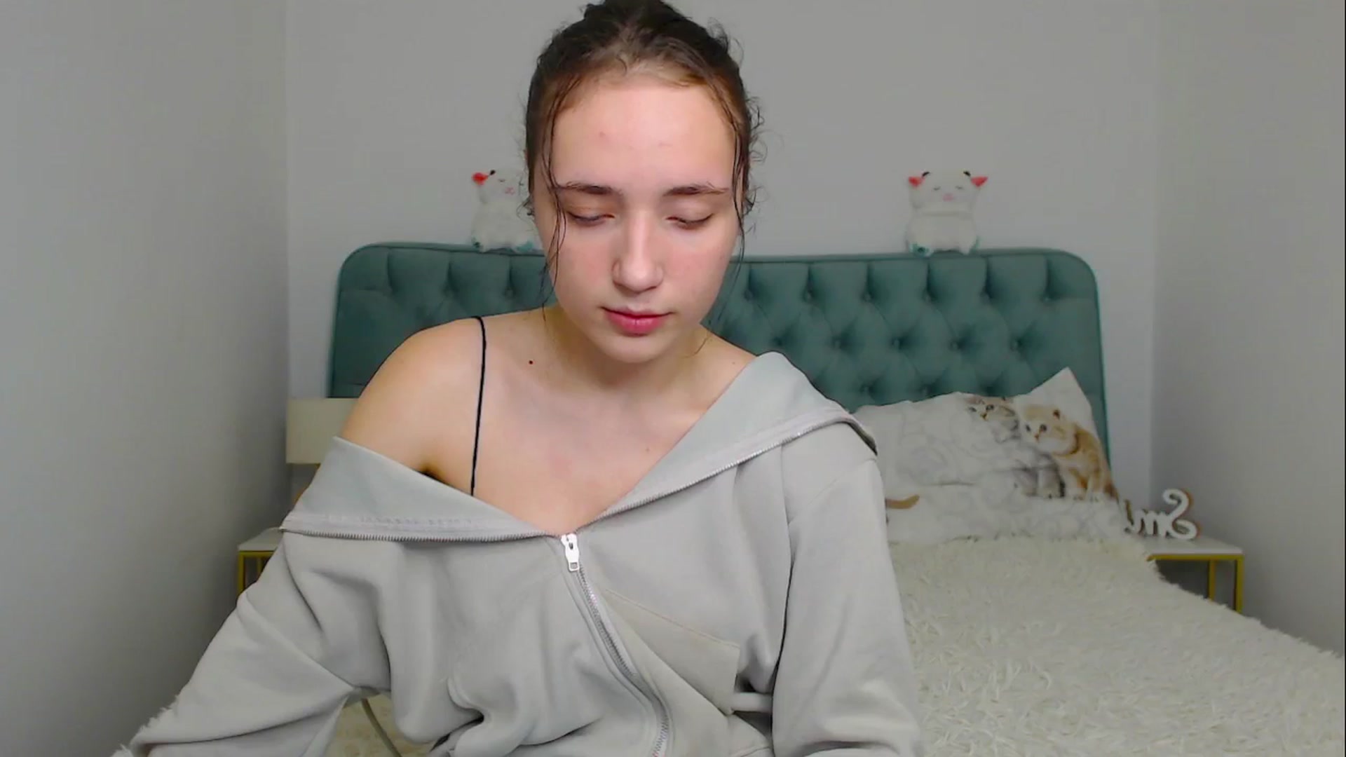 Gallery image thumbnail from Fortune777_'s myfreecams stream on, 11/17/2025, 22:37 image 17 of 20