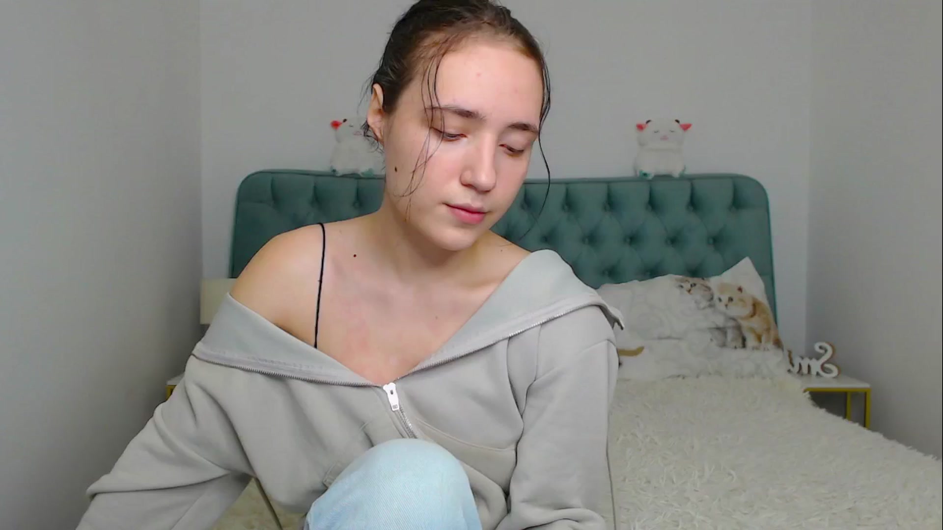 Gallery image thumbnail from Fortune777_'s myfreecams stream on, 11/17/2025, 22:37 image 1 of 20