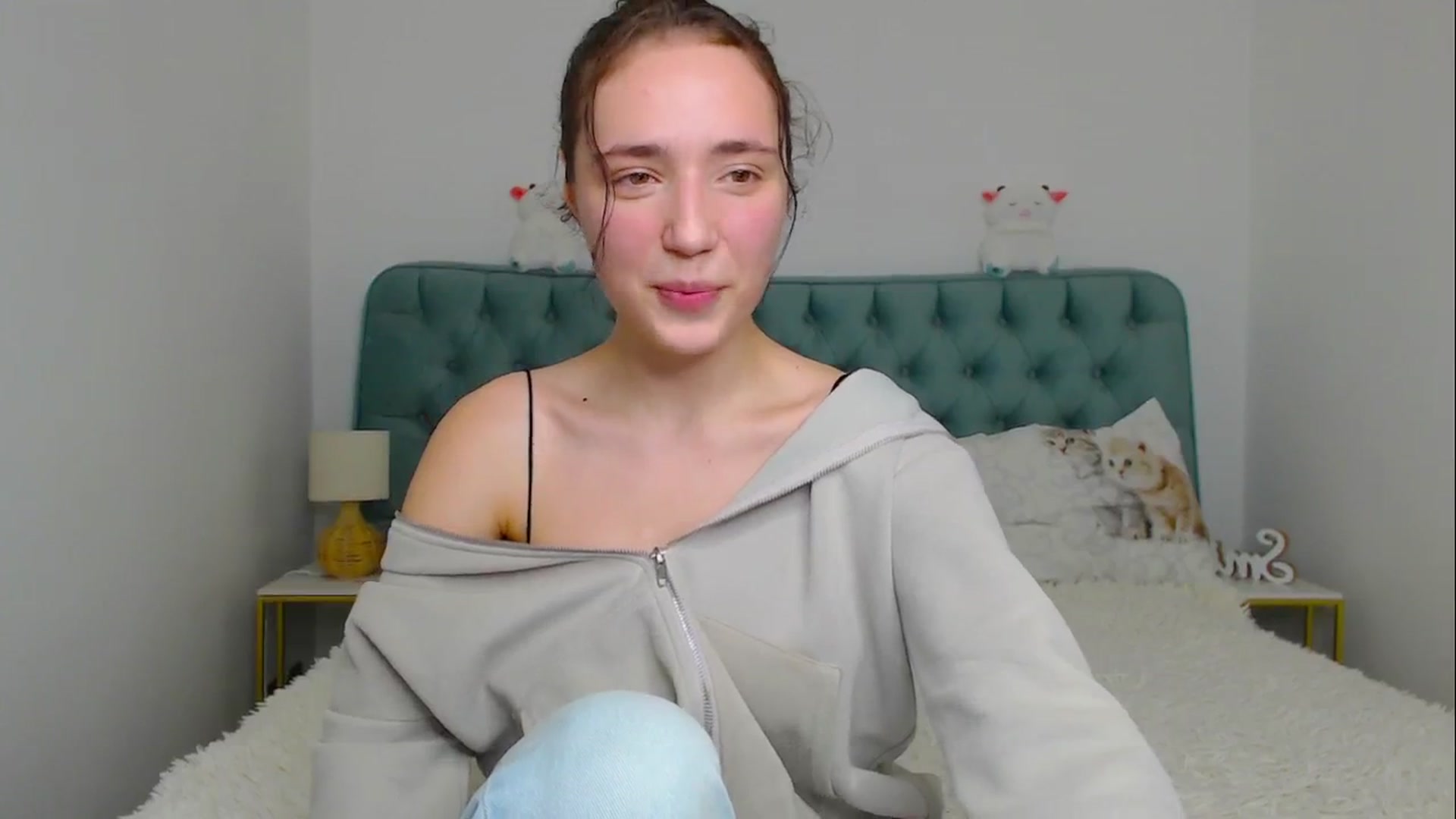 Gallery image thumbnail from Fortune777_'s myfreecams stream on, 11/17/2025, 23:36 image 19 of 20