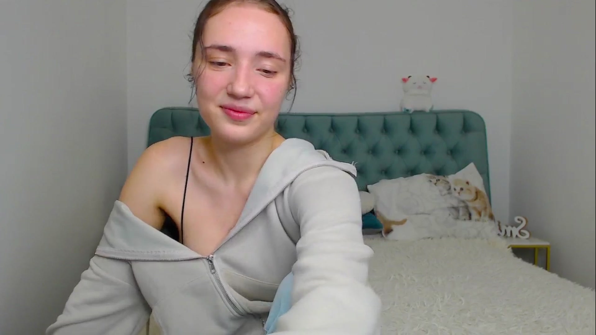 Gallery image thumbnail from Fortune777_'s myfreecams stream on, 11/17/2025, 23:36 image 8 of 20