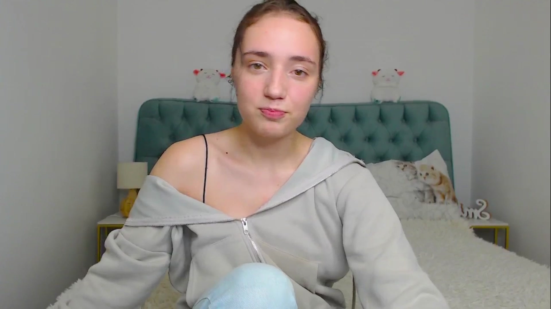 Gallery image thumbnail from Fortune777_'s myfreecams stream on, 11/17/2025, 23:36 image 2 of 20