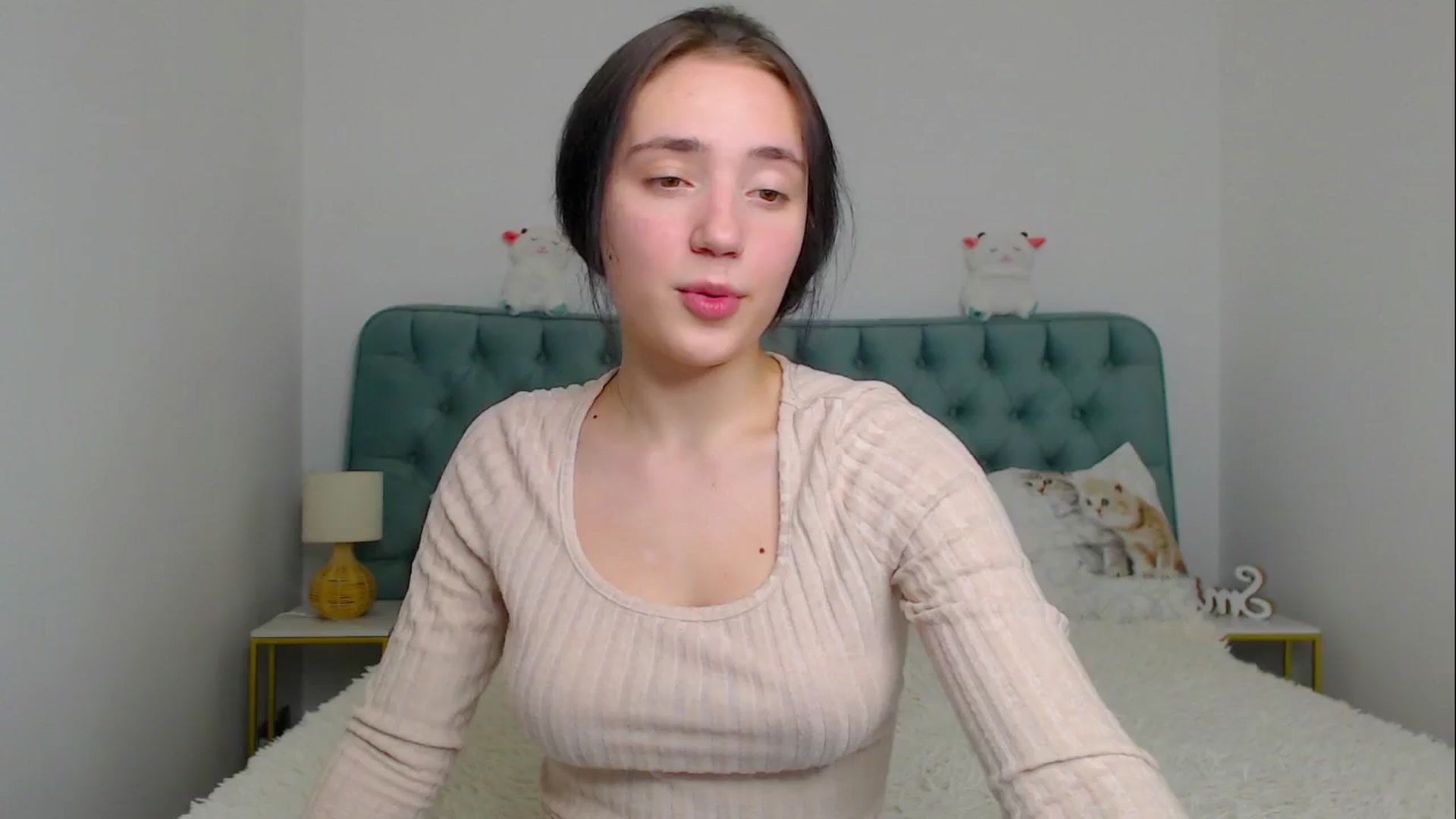 Gallery image thumbnail from Fortune777_'s myfreecams stream on, 11/18/2025, 23:44 image 19 of 20