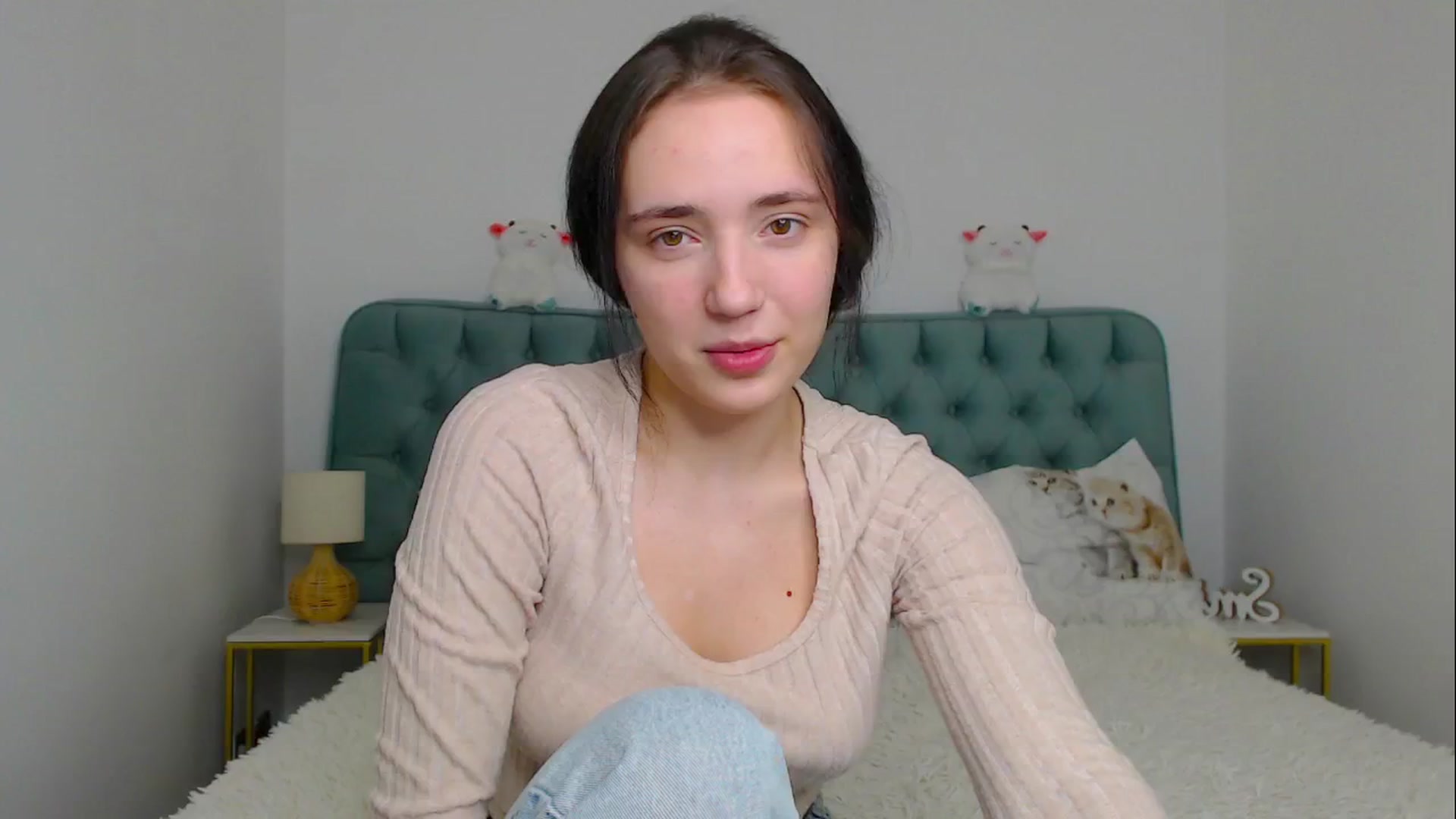Gallery image thumbnail from Fortune777_'s myfreecams stream on, 11/18/2025, 23:44 image 7 of 20