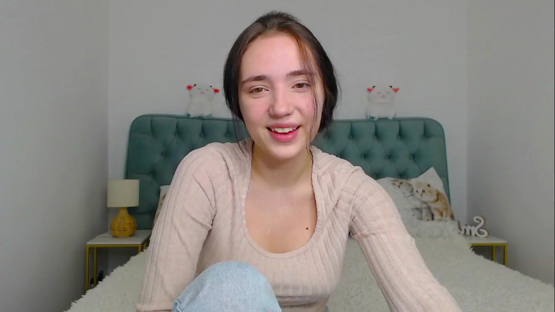 Gallery image thumbnail from Fortune777_'s myfreecams stream on, 11/18/2025, 23:44 image 5 of 20