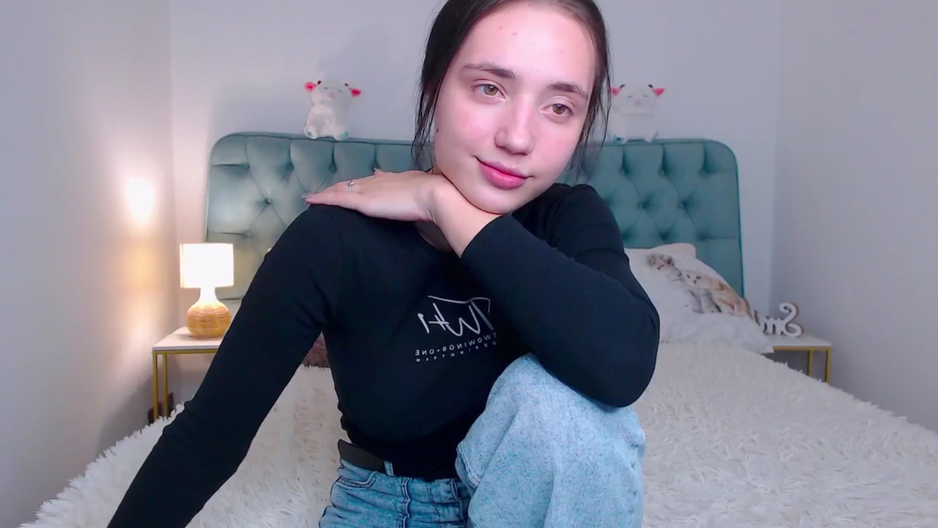 Gallery image thumbnail from Fortune777_'s myfreecams stream on, 11/19/2025, 23:46 image 12 of 20