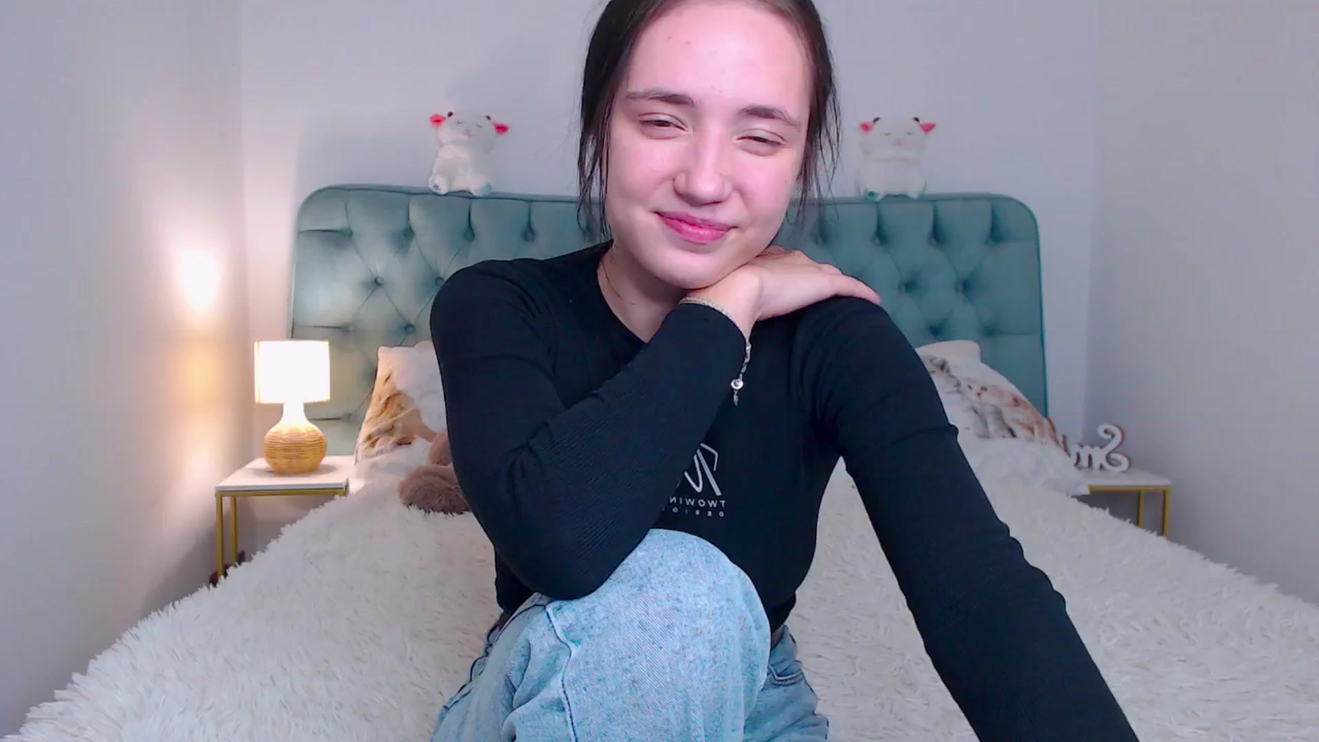 Gallery image thumbnail from Fortune777_'s myfreecams stream on, 11/19/2025, 23:46 image 1 of 20