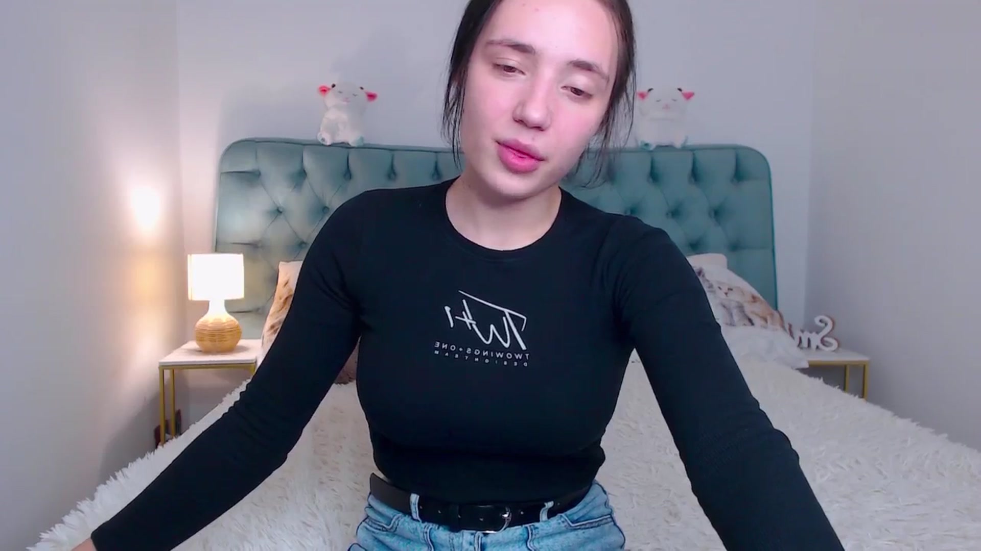 Gallery image thumbnail from Fortune777_'s myfreecams stream on, 11/19/2025, 23:46 image 20 of 20