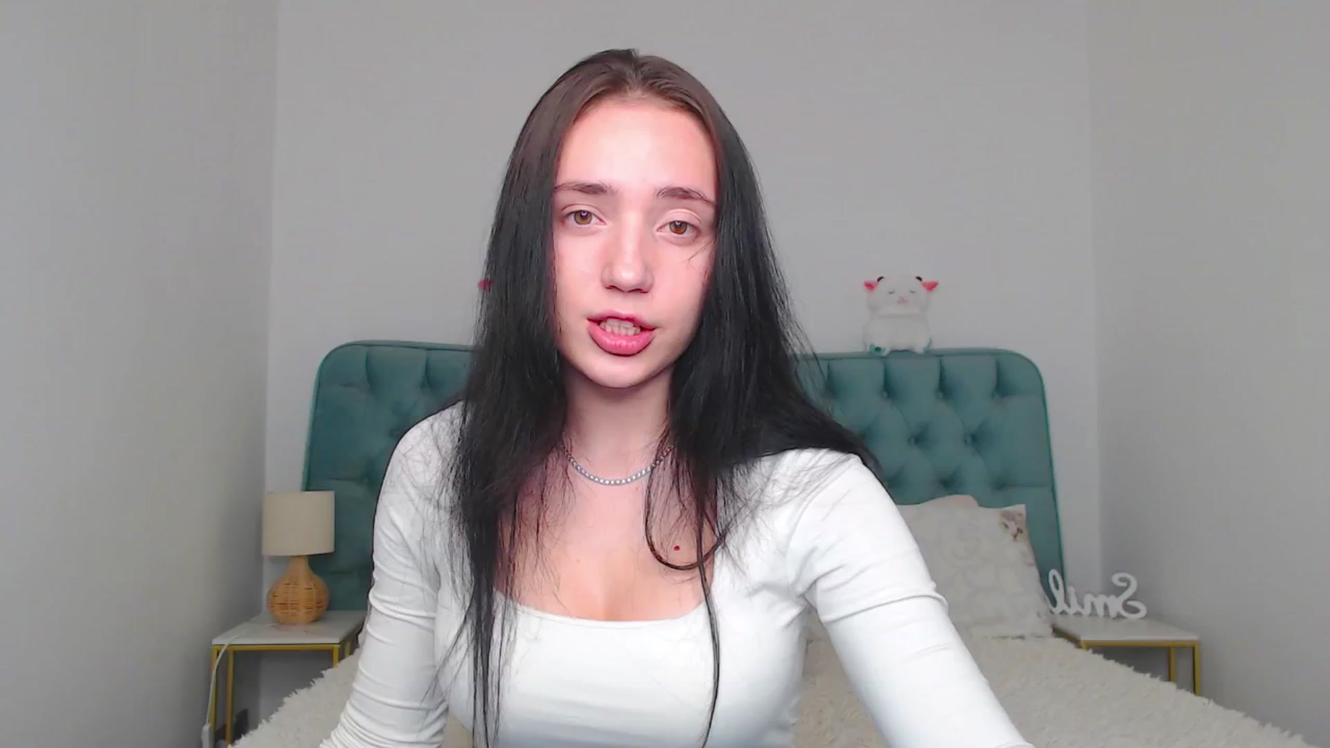 Gallery image thumbnail from Fortune777_'s myfreecams stream on, 11/24/2025, 01:15 image 14 of 20