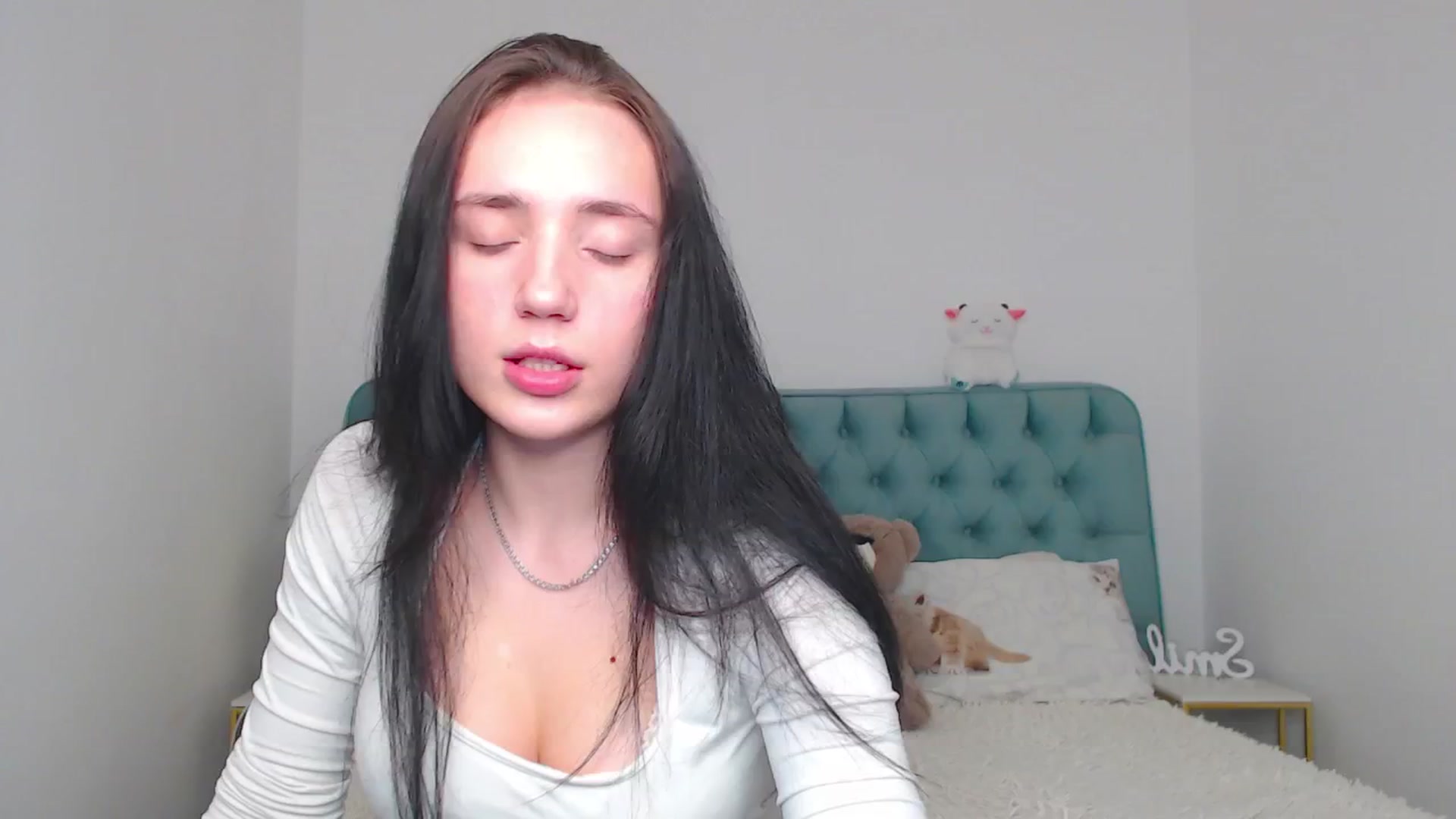 Gallery image thumbnail from Fortune777_'s myfreecams stream on, 11/24/2025, 05:21 image 19 of 20