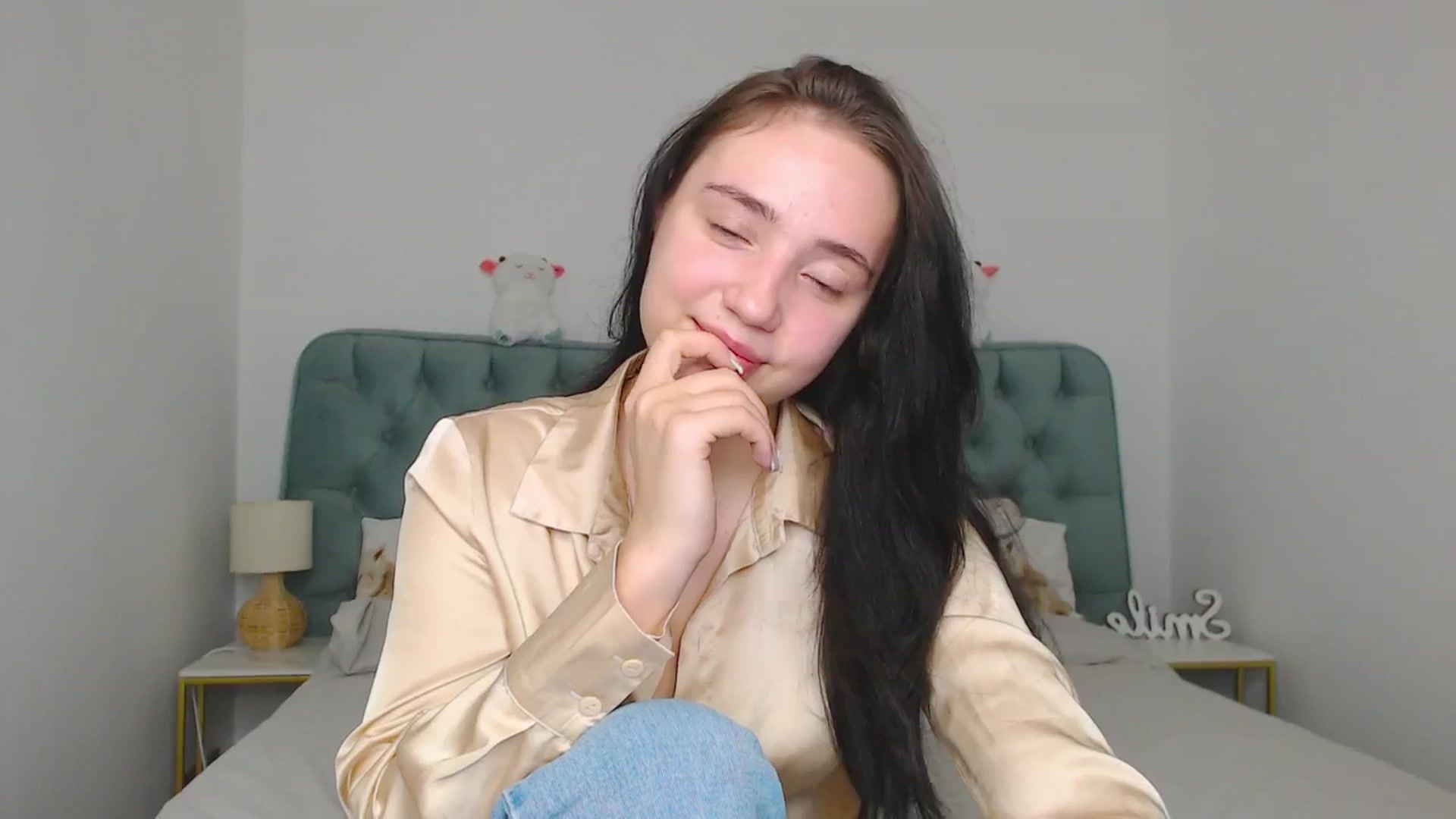 Gallery image thumbnail from Fortune777_'s myfreecams stream on, 12/08/2025, 22:35 image 5 of 20