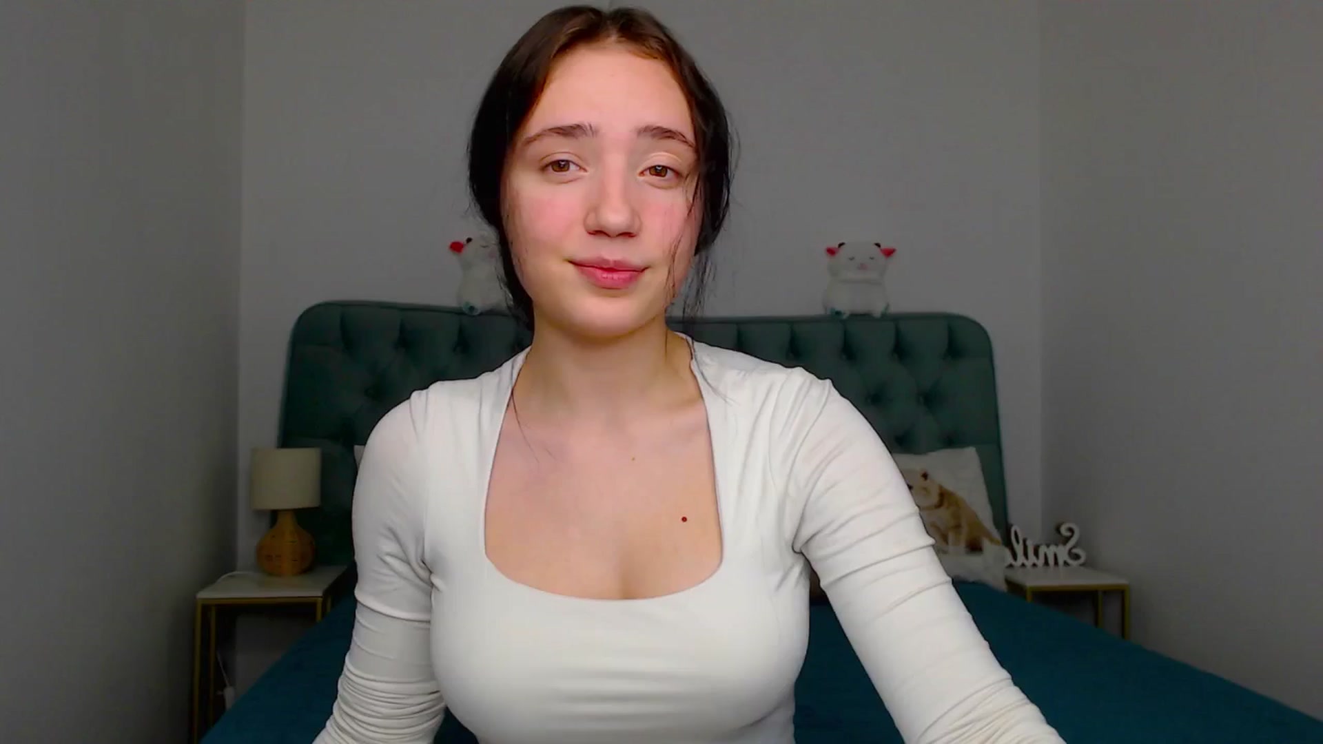Gallery image thumbnail from Fortune777_'s myfreecams stream on, 12/16/2025, 22:51 image 17 of 20