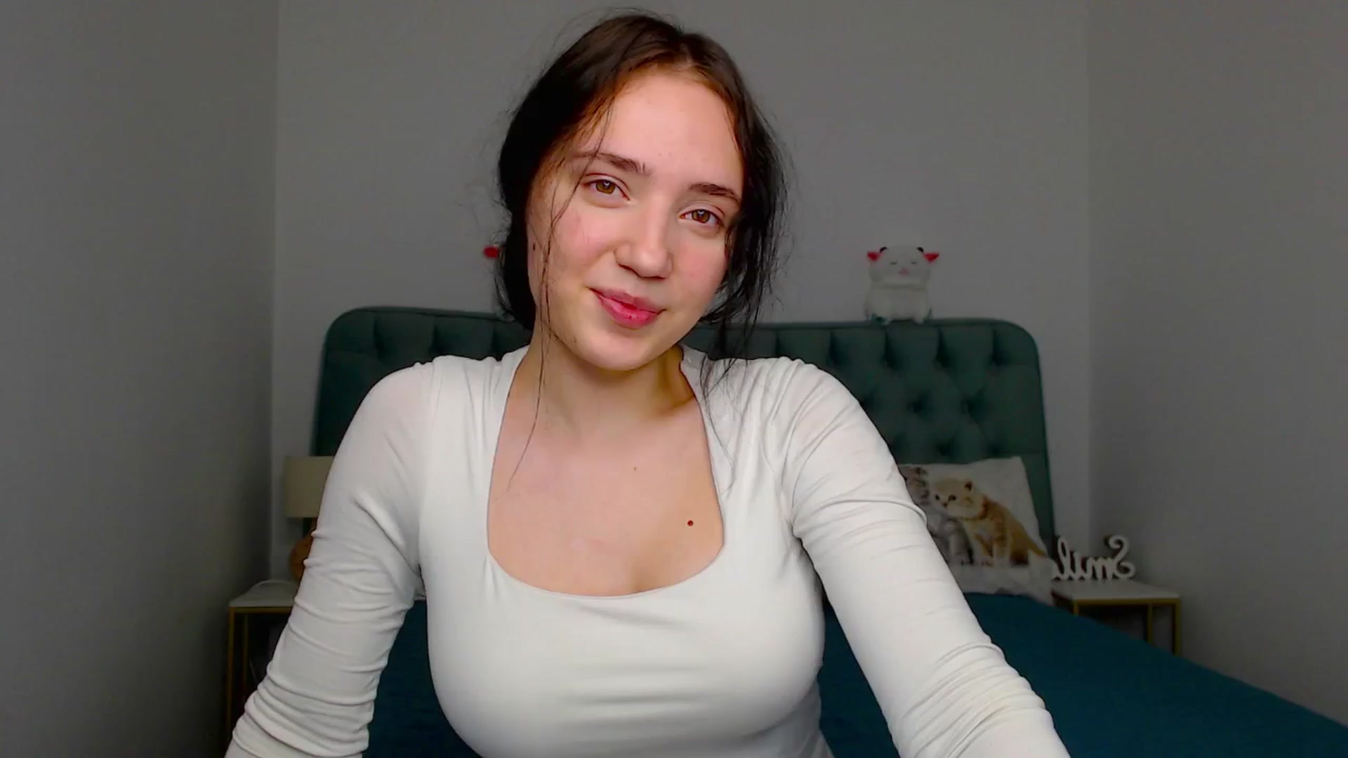 Gallery image thumbnail from Fortune777_'s myfreecams stream on, 12/17/2025, 24:29 image 10 of 20