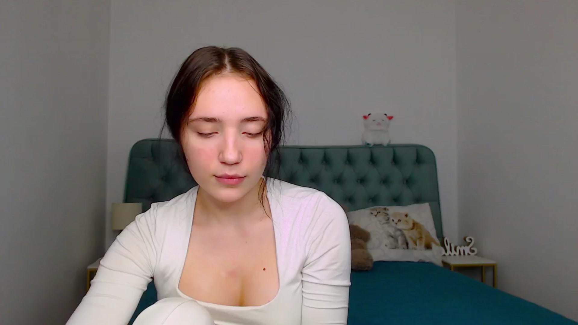 Gallery image thumbnail from Fortune777_'s myfreecams stream on, 12/17/2025, 24:29 image 1 of 20