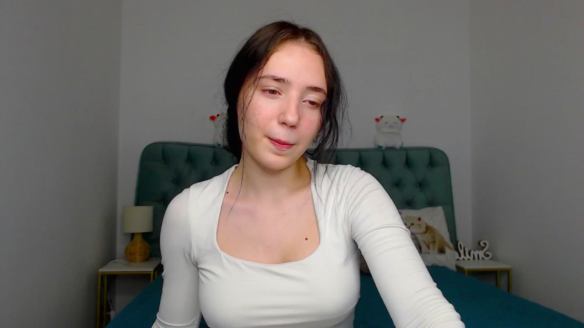 Gallery image thumbnail from Fortune777_'s myfreecams stream on, 12/17/2025, 24:29 image 19 of 20