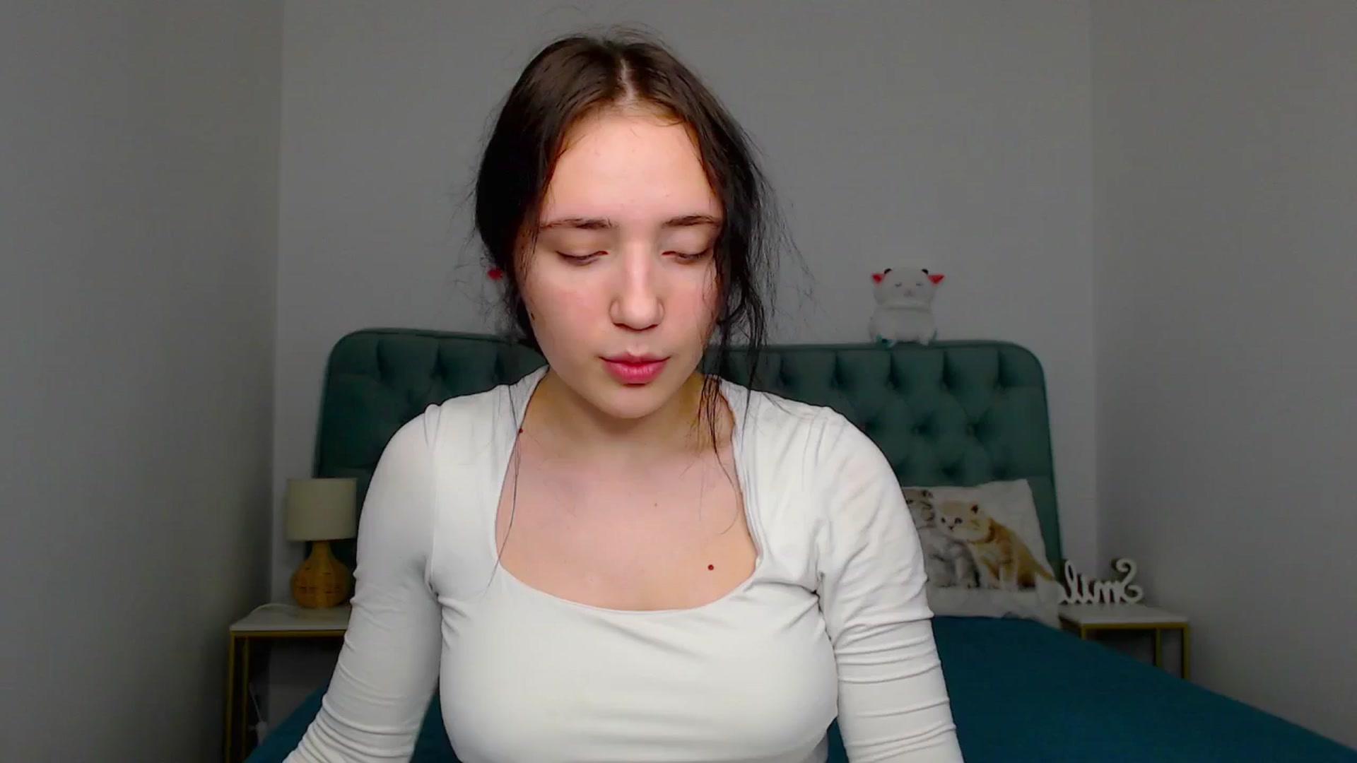 Gallery image thumbnail from Fortune777_'s myfreecams stream on, 12/17/2025, 24:29 image 17 of 20
