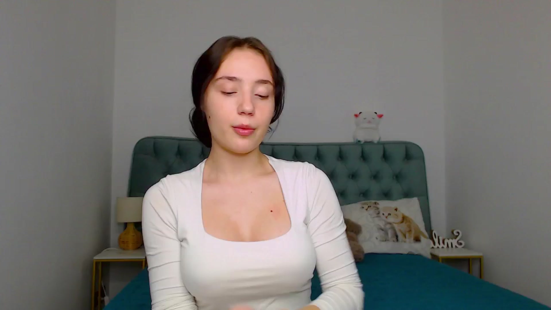 Gallery image thumbnail from Fortune777_'s myfreecams stream on, 12/17/2025, 02:56 image 15 of 20