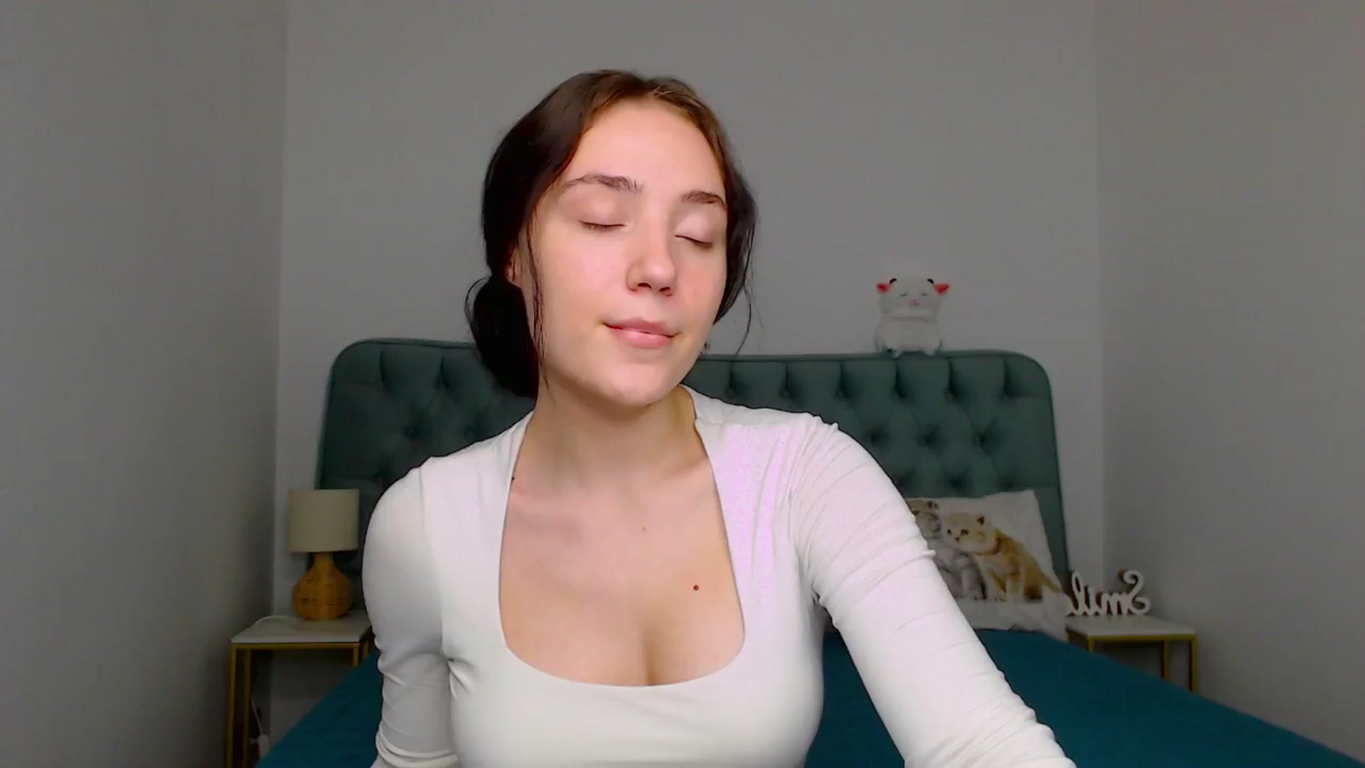 Gallery image thumbnail from Fortune777_'s myfreecams stream on, 12/17/2025, 02:56 image 17 of 20