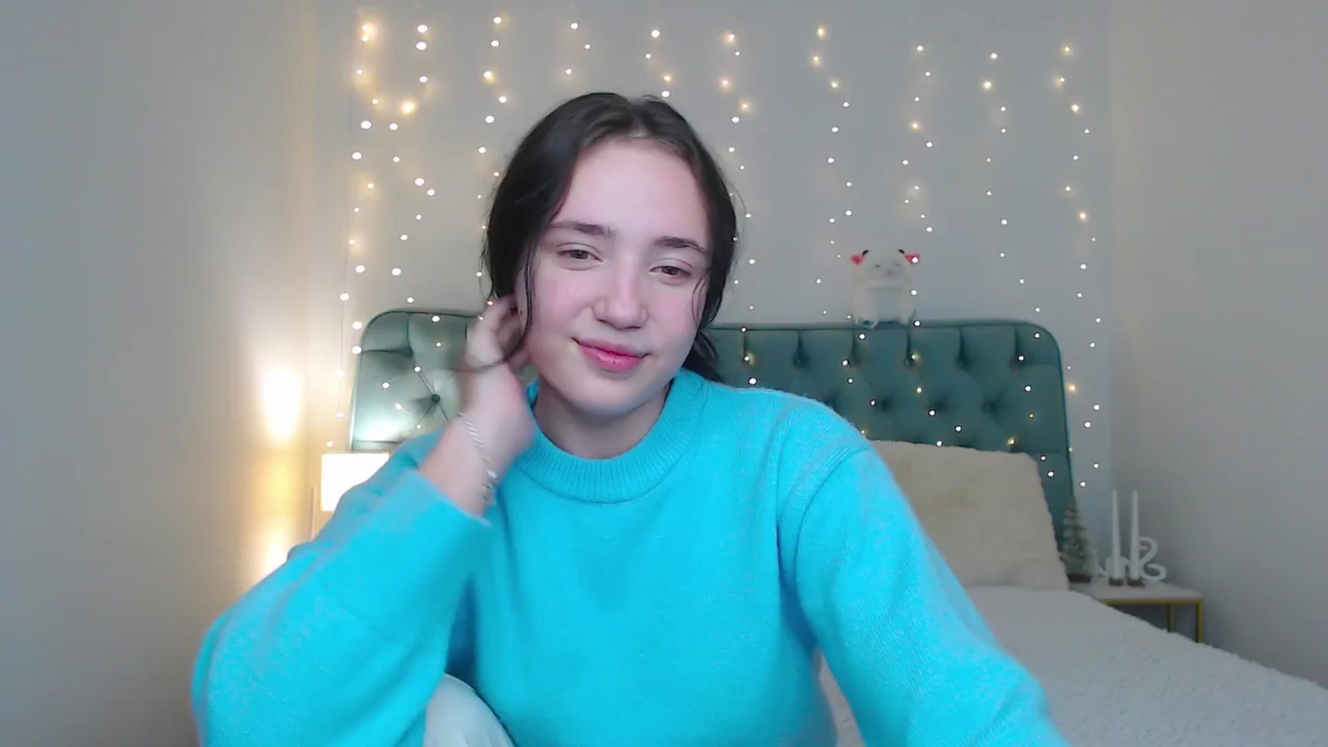 Gallery image thumbnail from Fortune777_'s myfreecams stream on, 12/17/2025, 23:20 image 5 of 20