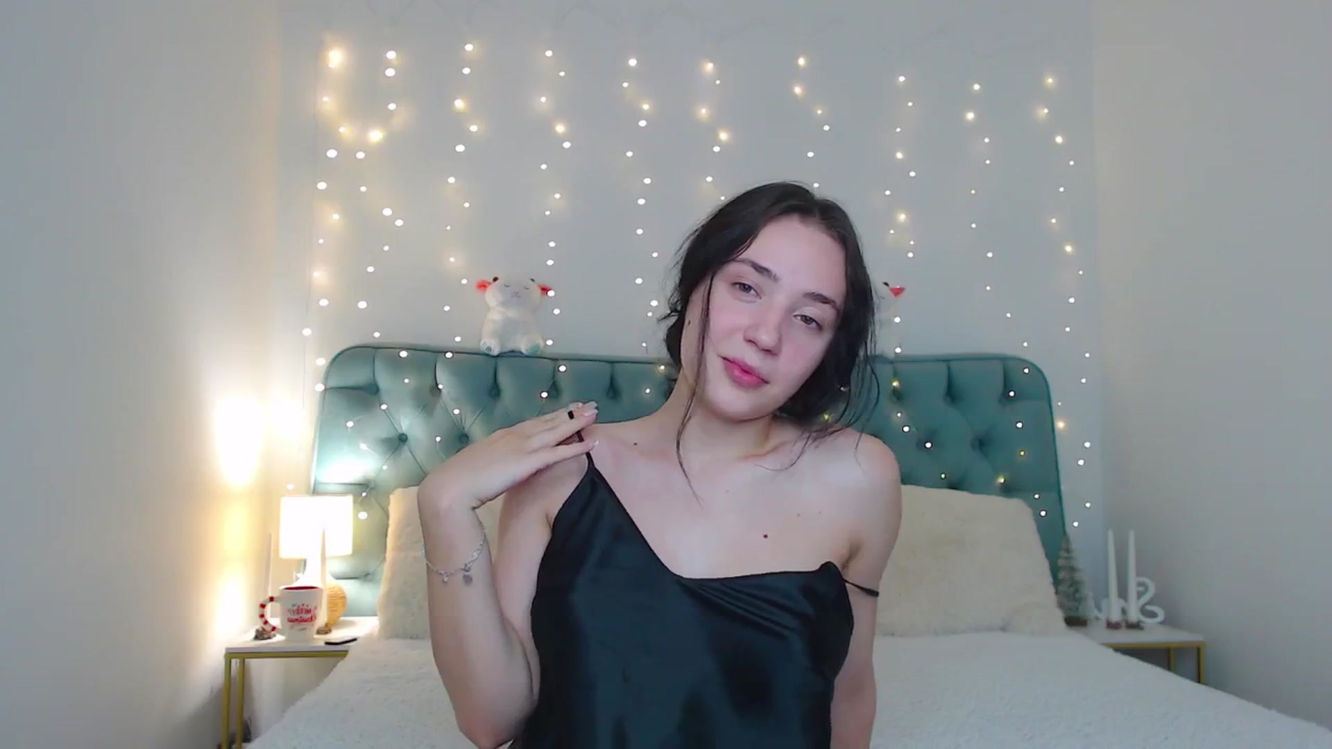 Gallery image thumbnail from Fortune777_'s myfreecams stream on, 12/18/2025, 04:44 image 5 of 20