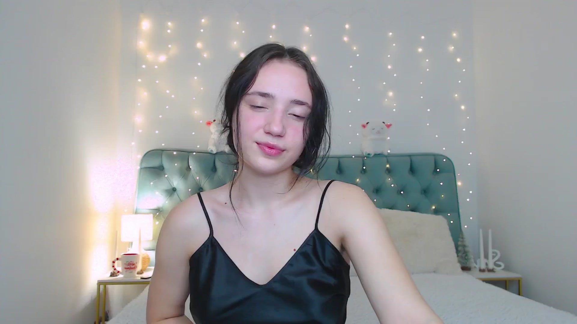 Gallery image thumbnail from Fortune777_'s myfreecams stream on, 12/18/2025, 04:44 image 8 of 20