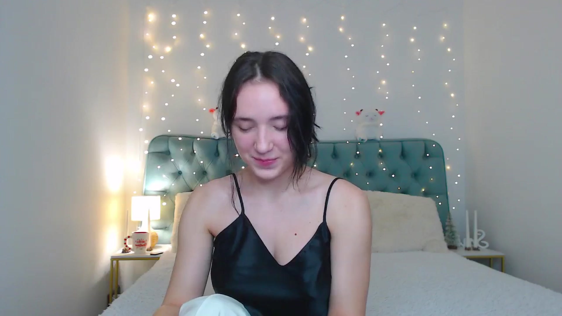 Gallery image thumbnail from Fortune777_'s myfreecams stream on, 12/18/2025, 04:44 image 14 of 20