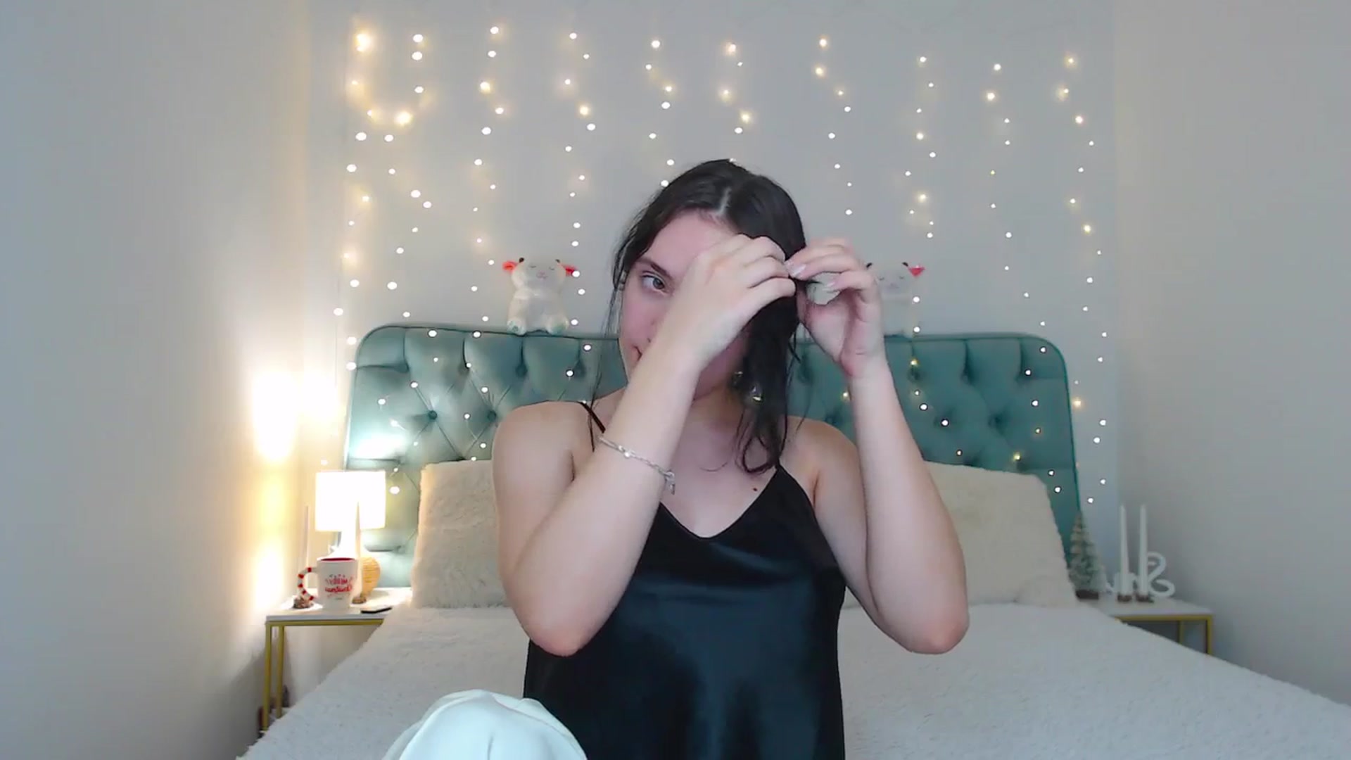Gallery image thumbnail from Fortune777_'s myfreecams stream on, 12/18/2025, 04:44 image 15 of 20