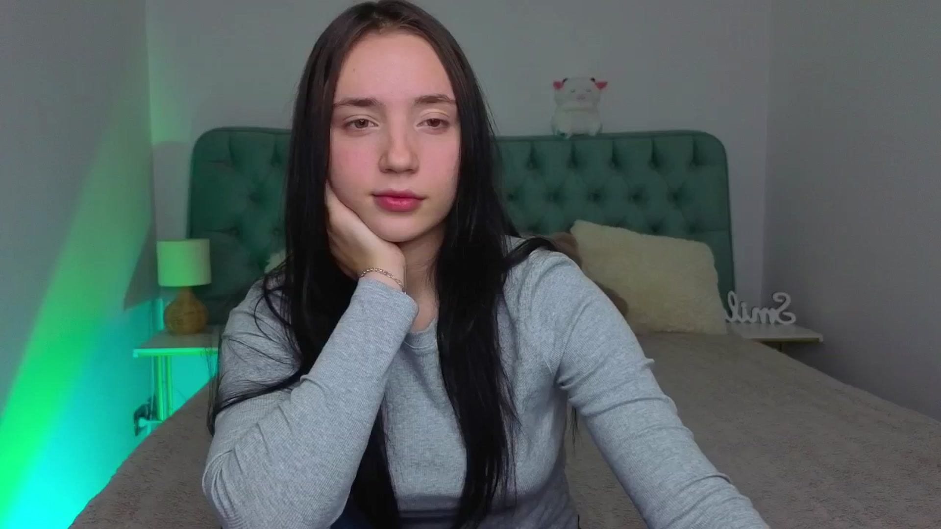 Gallery image thumbnail from Fortune777_'s myfreecams stream on, 01/21/2026, 01:39 image 16 of 20