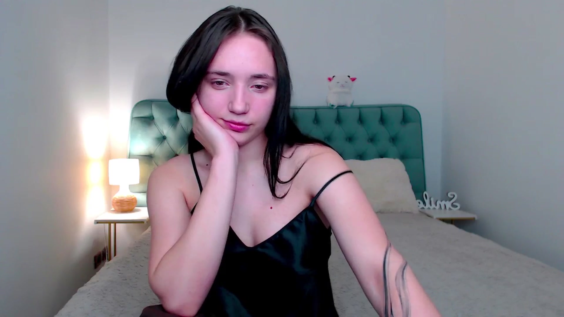 Gallery image thumbnail from Fortune777_'s myfreecams stream on, 01/25/2026, 24:18 image 15 of 20