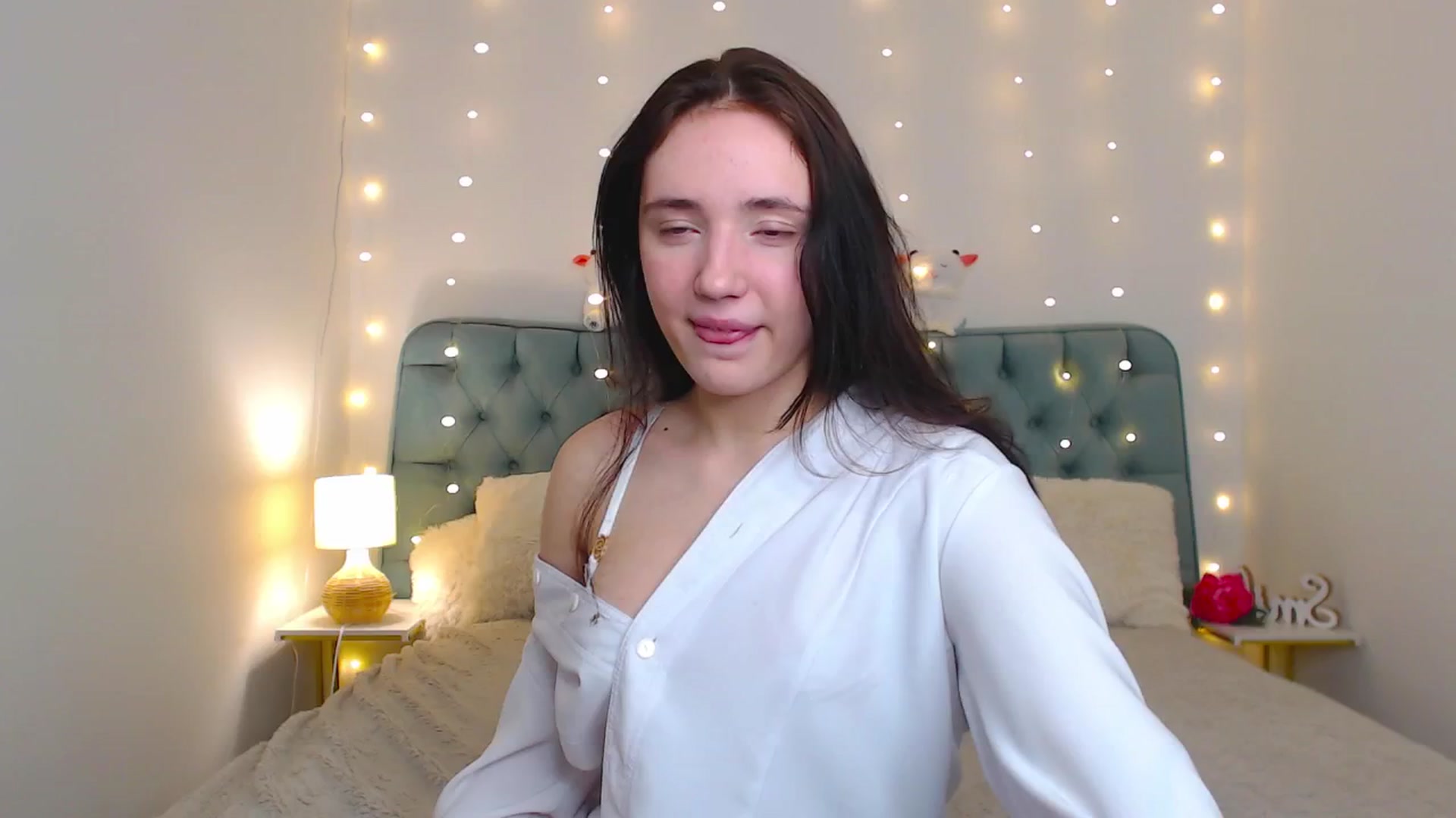 Gallery image thumbnail from Fortune777_'s myfreecams stream on, 02/19/2026, 19:33 image 15 of 20