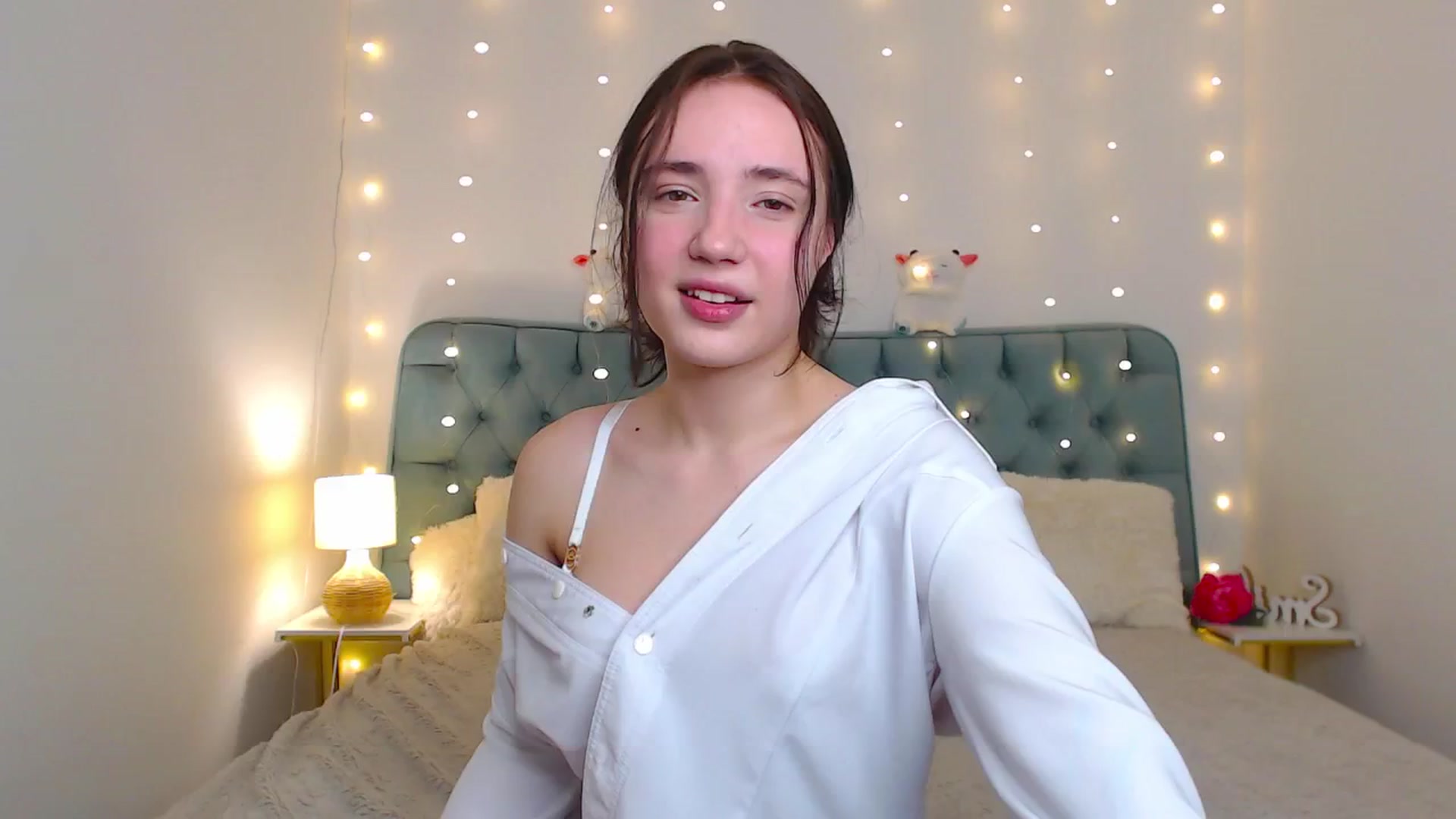 Gallery image thumbnail from Fortune777_'s myfreecams stream on, 02/19/2026, 19:33 image 13 of 20