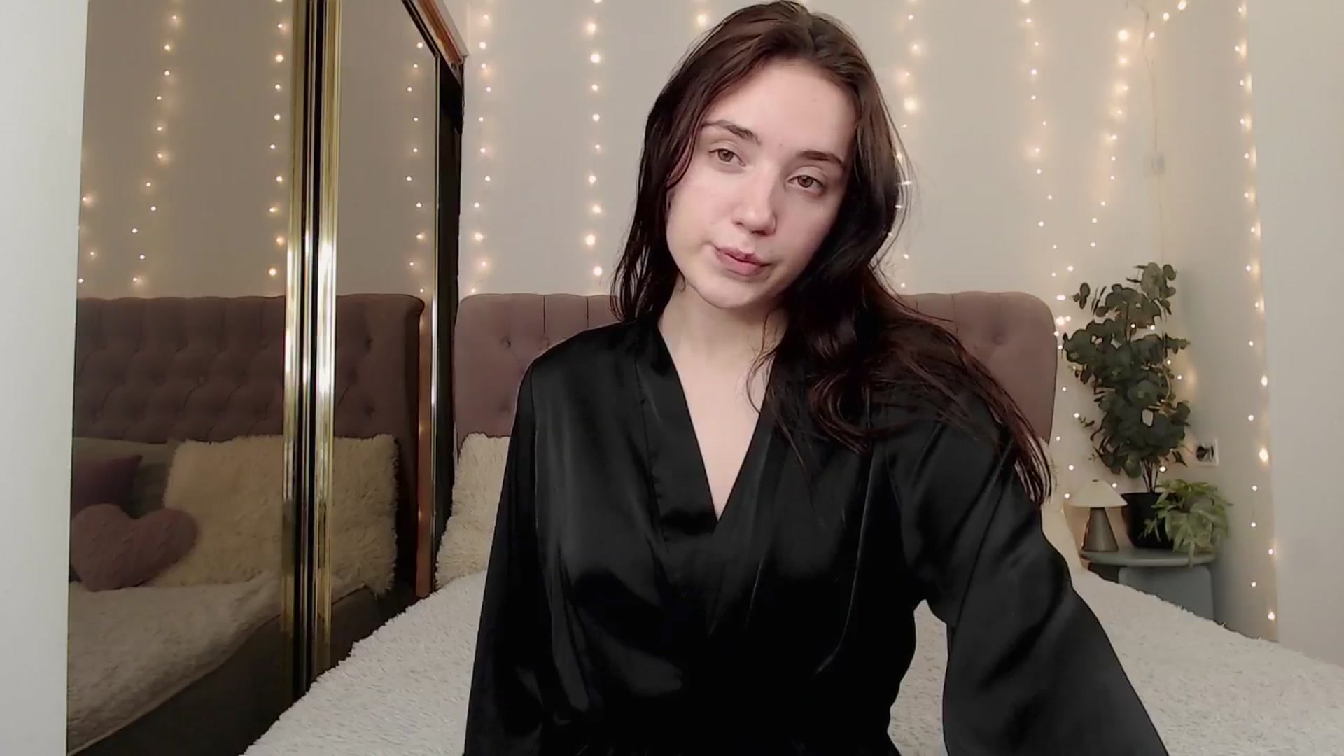 Gallery image thumbnail from Fortune777_'s myfreecams stream on, 03/25/2026, 23:20 image 16 of 20