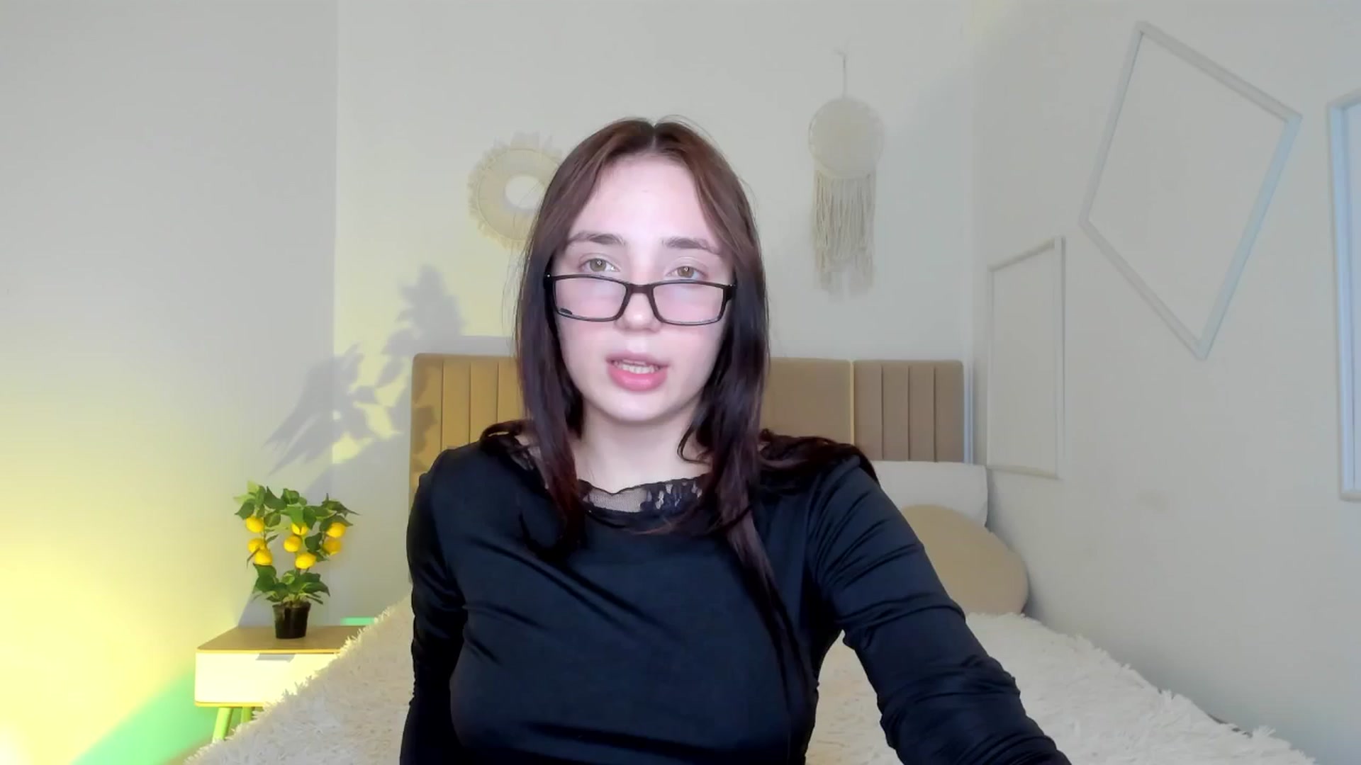 Gallery image thumbnail from Fortune777_'s myfreecams stream on, 04/10/2026, 21:40 image 14 of 20