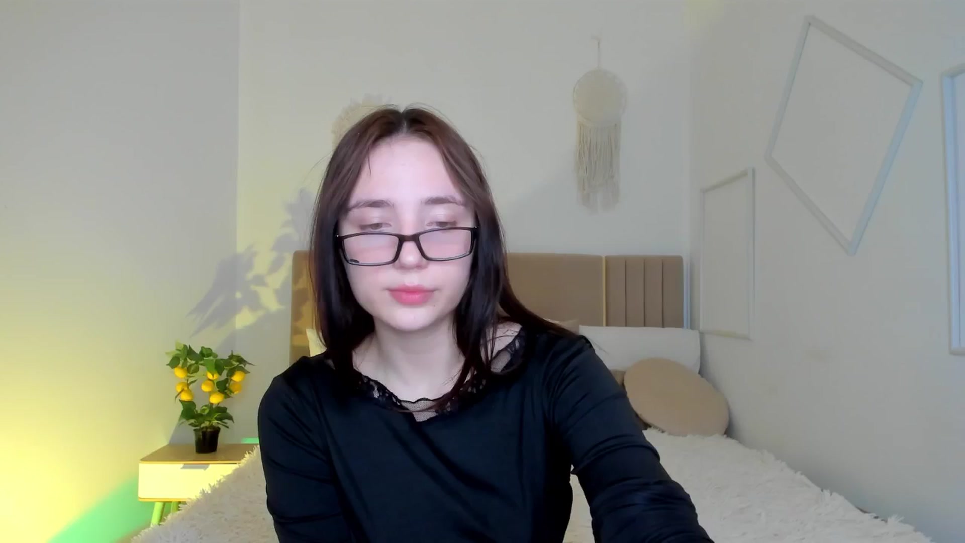 Gallery image thumbnail from Fortune777_'s myfreecams stream on, 04/10/2026, 21:40 image 7 of 20