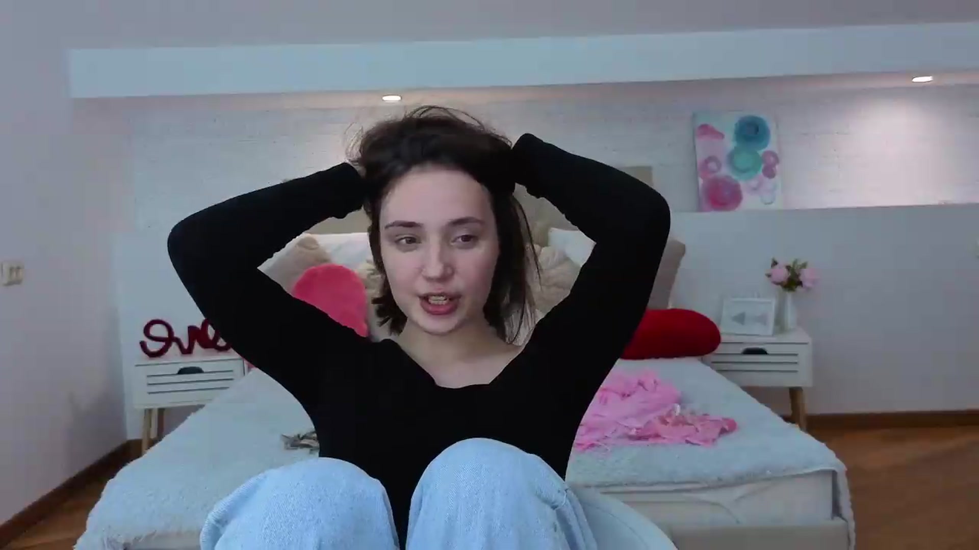 Gallery image thumbnail from Fortune777_'s myfreecams stream on, 06/01/2026, 24:34 image 20 of 20