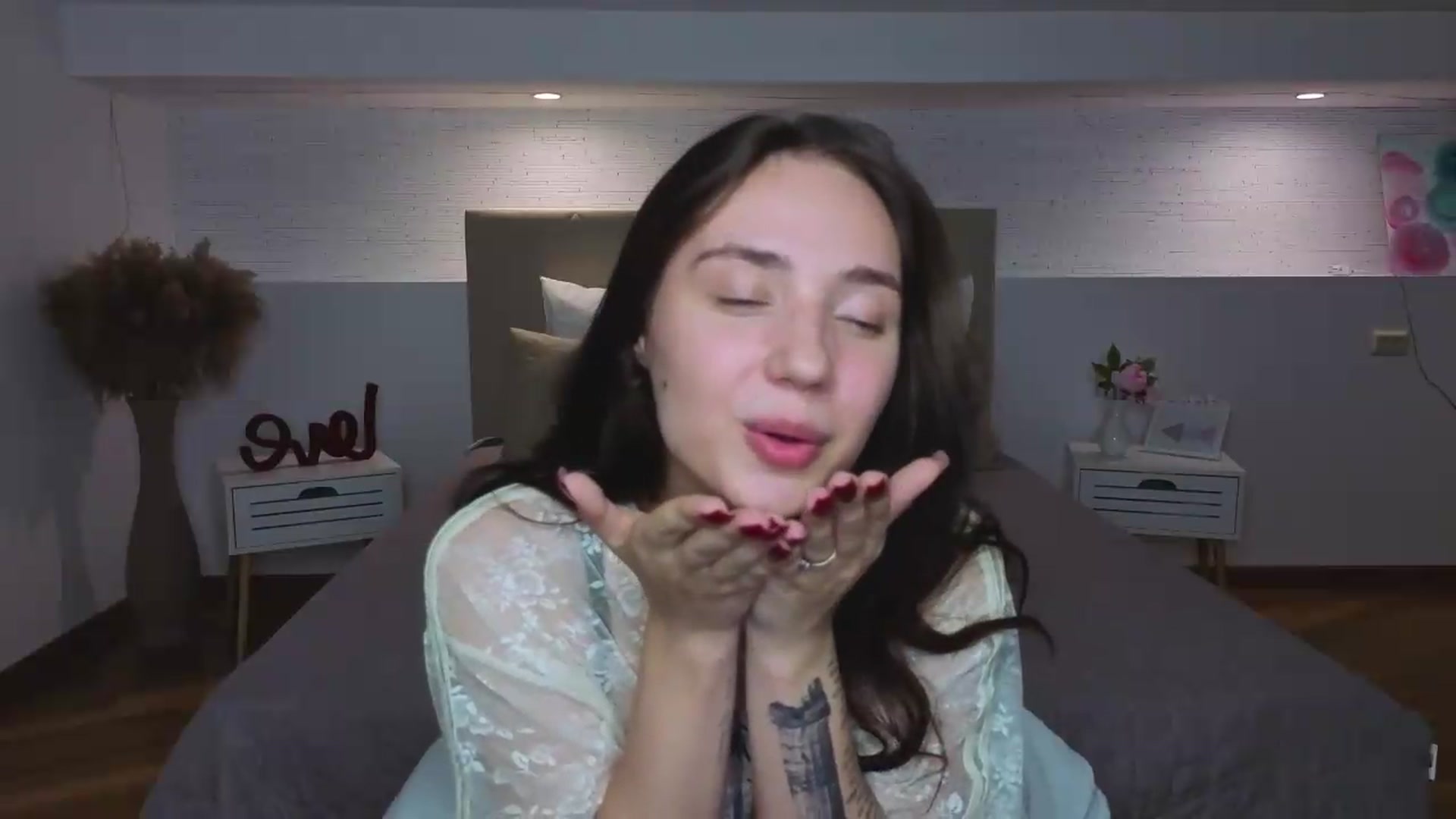 Gallery image thumbnail from Fortune777_'s myfreecams stream on, 07/18/2026, 15:54 image 10 of 20