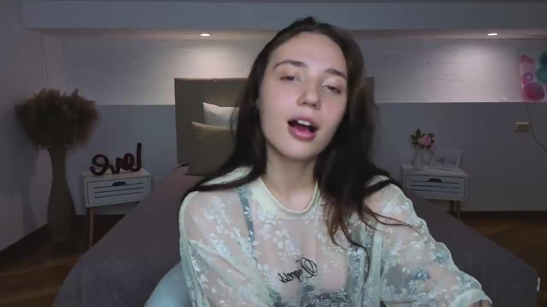 Gallery image thumbnail from Fortune777_'s myfreecams stream on, 07/18/2026, 15:54 image 3 of 20