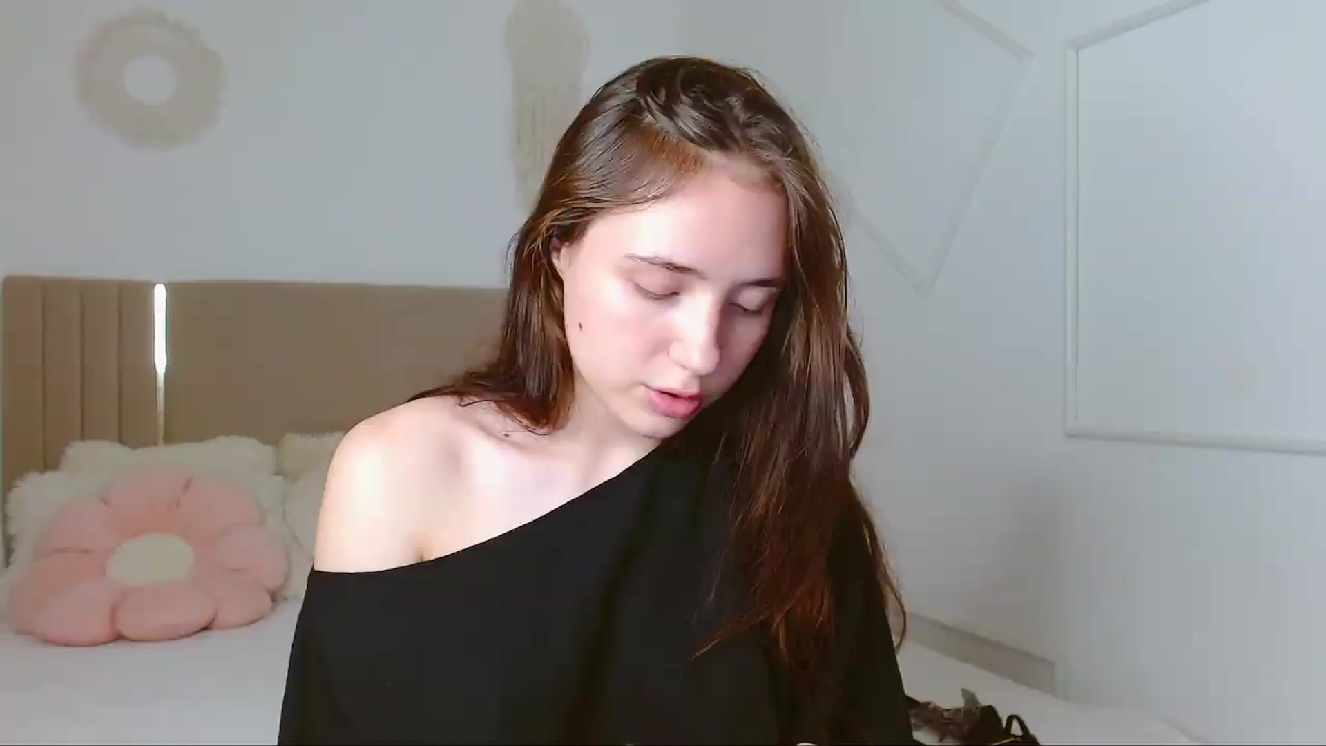Gallery image thumbnail from Fortune777_'s myfreecams stream on, 07/20/2026, 14:33 image 17 of 20
