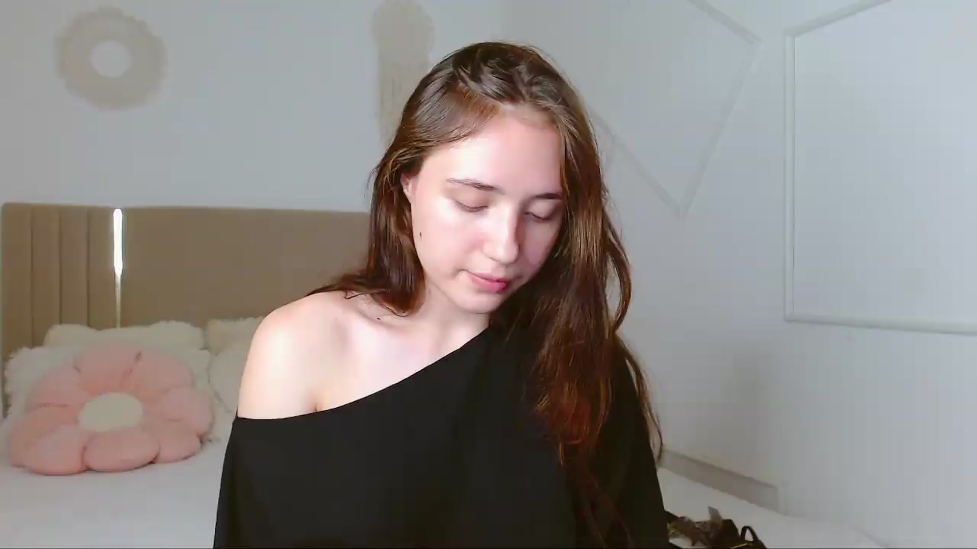 Gallery image thumbnail from Fortune777_'s myfreecams stream on, 07/20/2026, 14:33 image 16 of 20