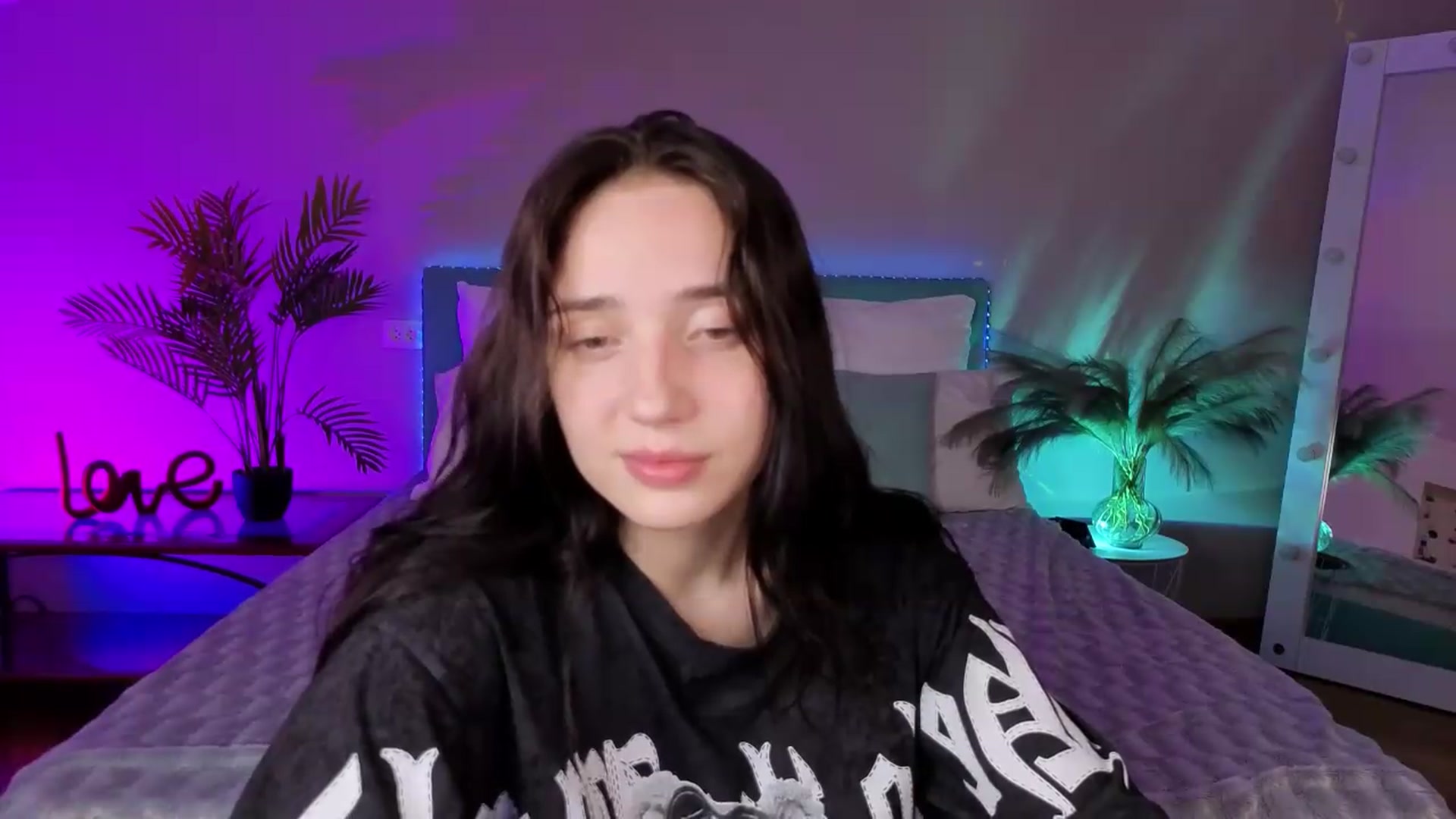 Gallery image thumbnail from Fortune777_'s myfreecams stream on, 07/26/2026, 20:42 image 5 of 20