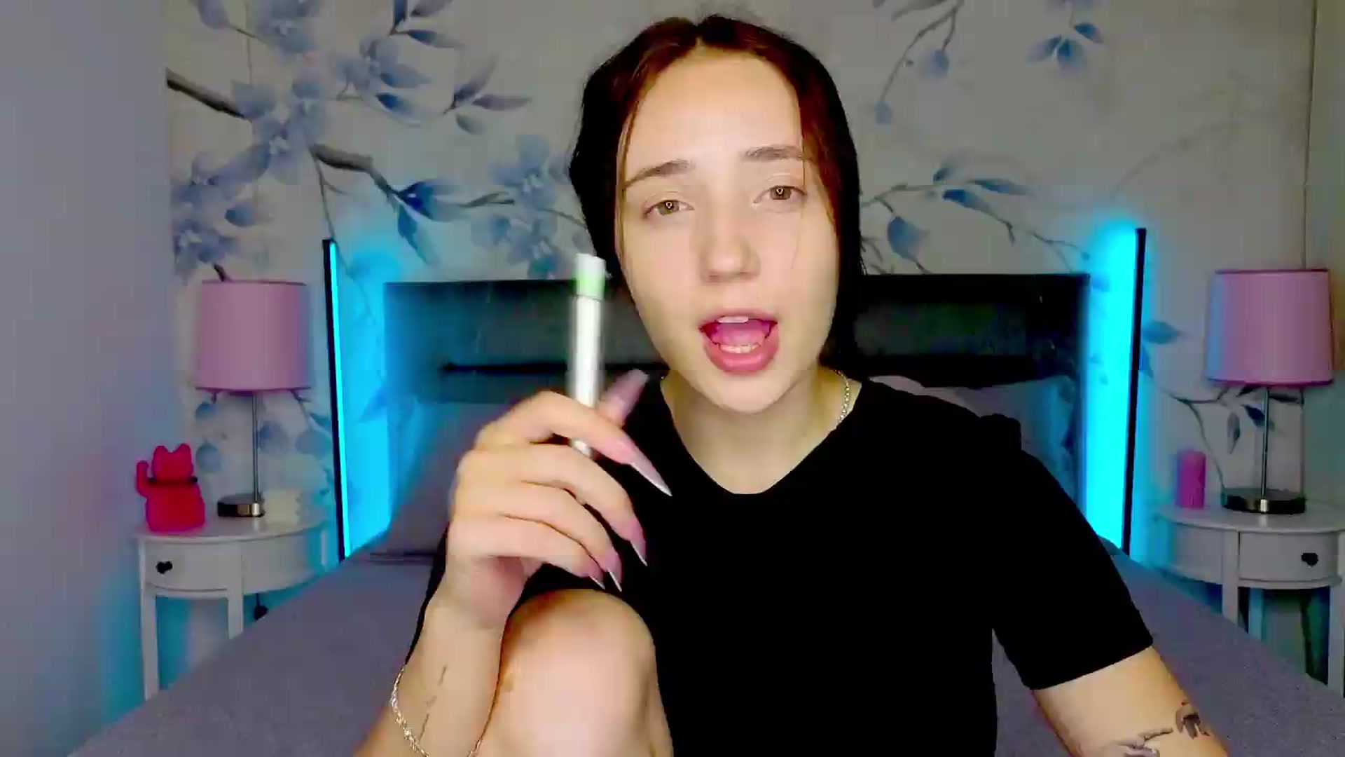 Gallery image thumbnail from Fortune777_'s myfreecams stream on, 08/12/2026, 18:06 image 1 of 20