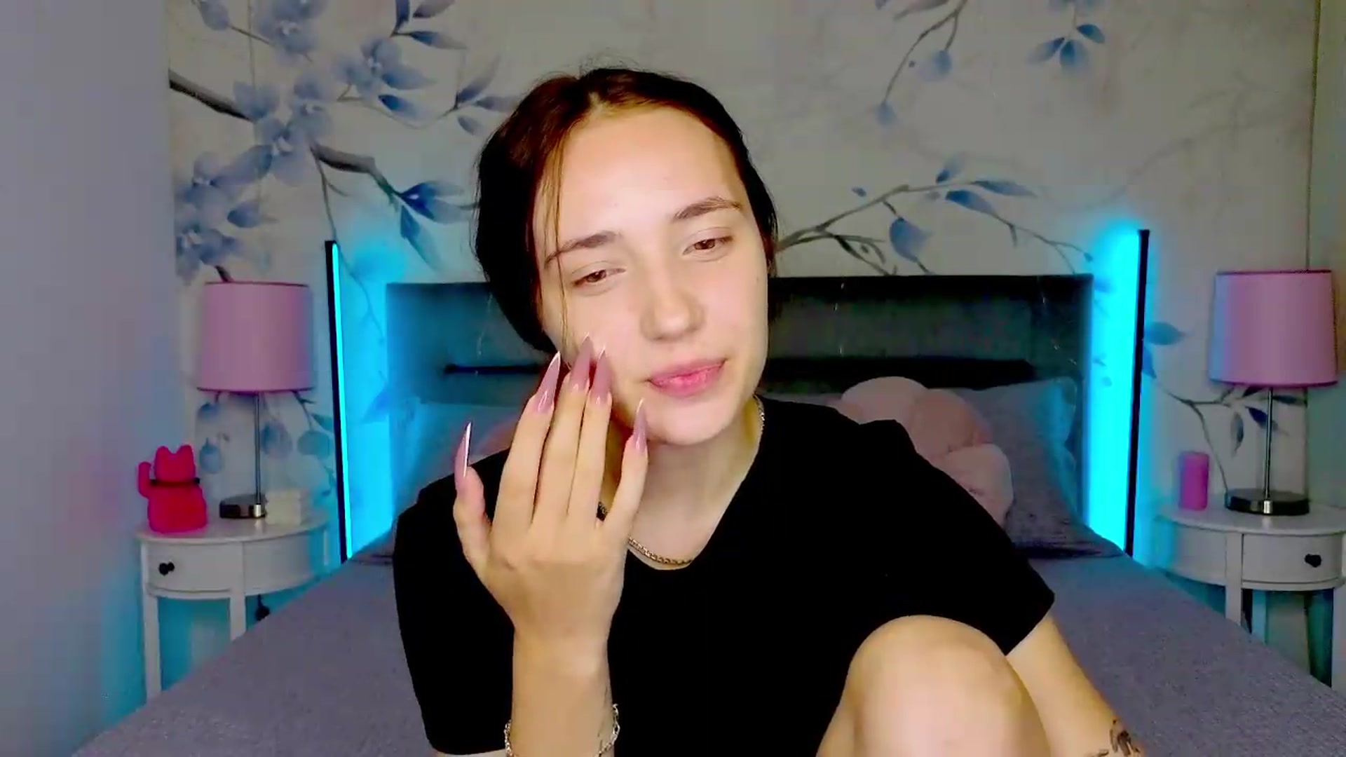 Gallery image thumbnail from Fortune777_'s myfreecams stream on, 08/12/2026, 18:06 image 19 of 20